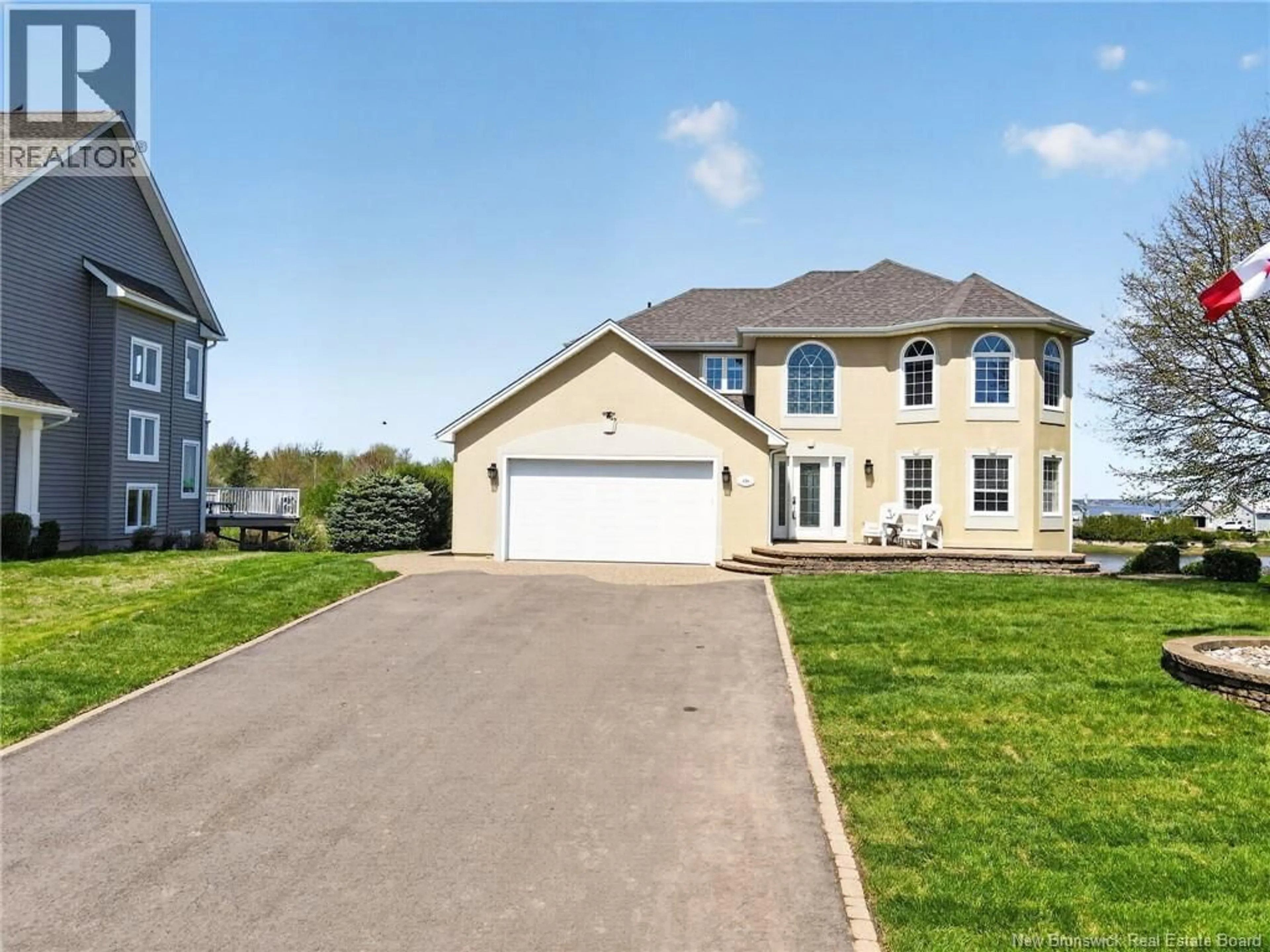 Home with vinyl exterior material, street for 488 WAYNE ST, Shediac New Brunswick E4P2W9
