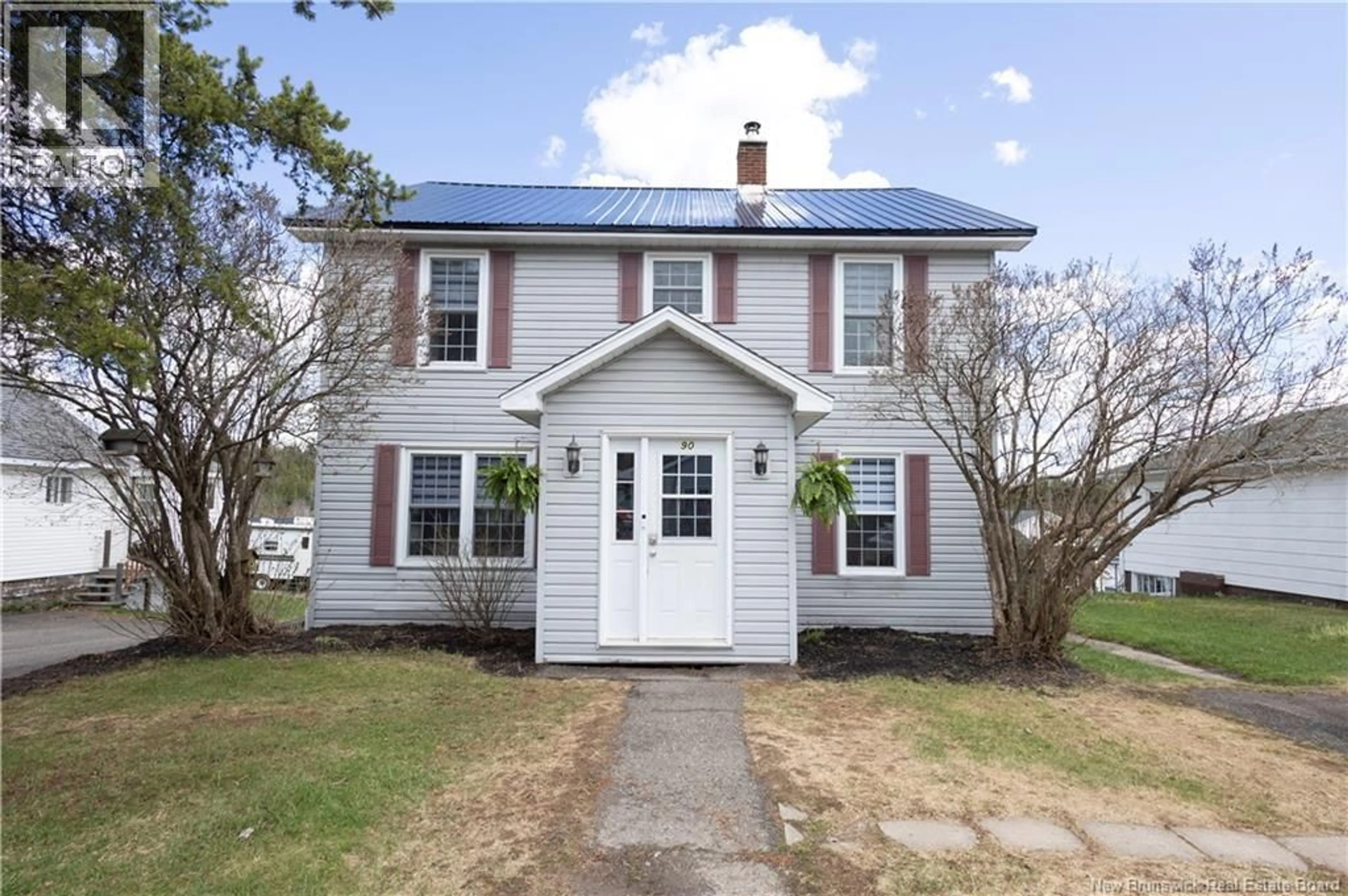 Home with vinyl exterior material, building for 90 BROOK STREET, Plaster Rock New Brunswick E7G1G1