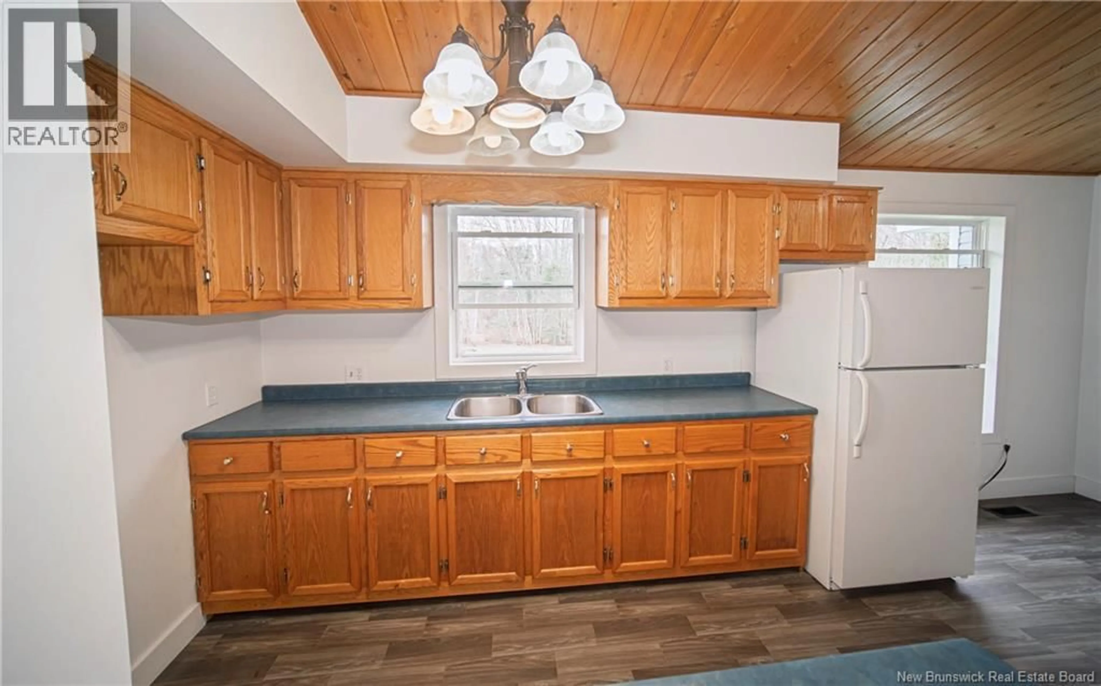 Standard kitchen, unknown for 45 WHITTAKER ROAD, Hoyt New Brunswick E5L2B3