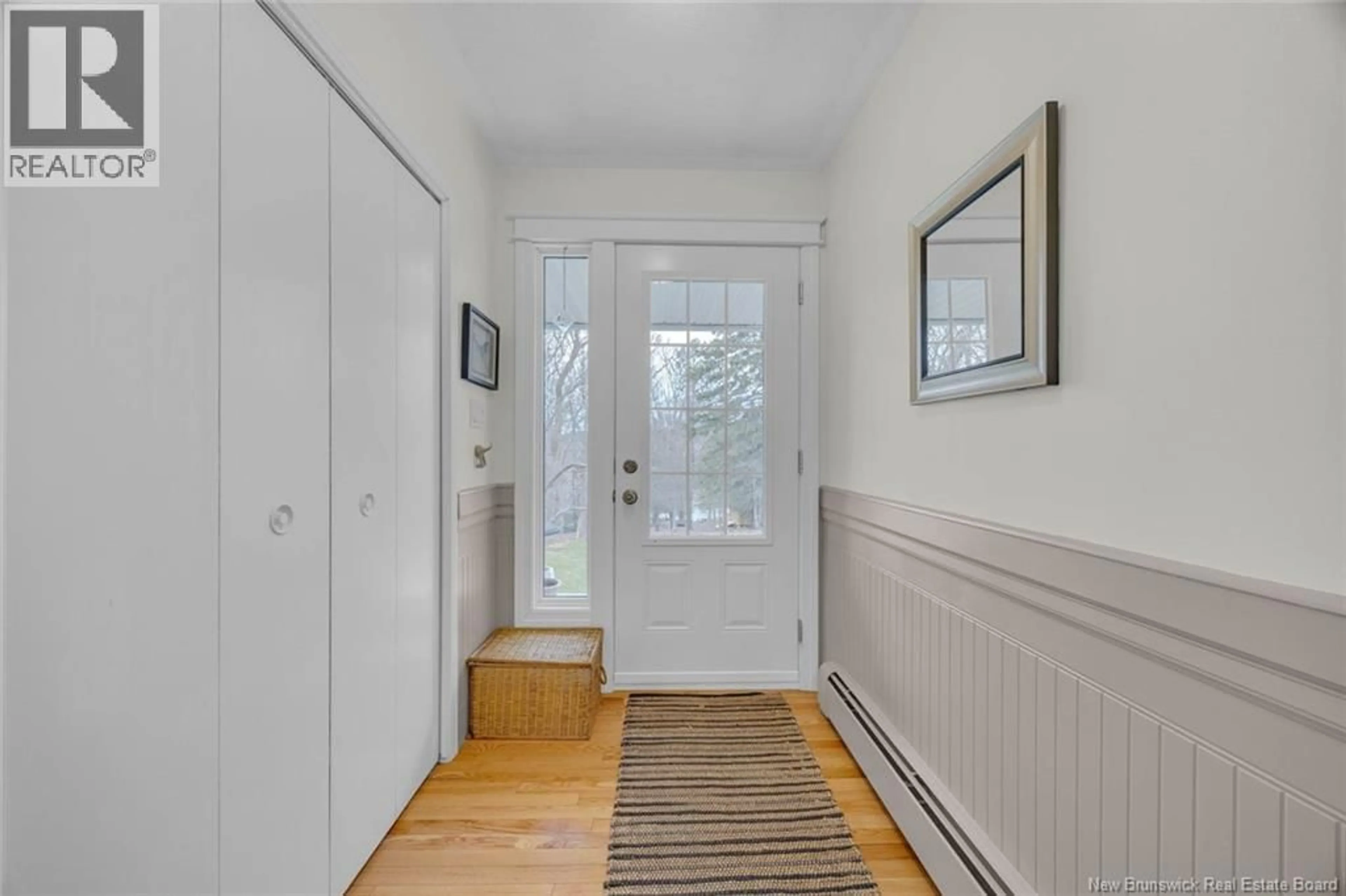 Indoor entryway for 105 MYLES AVENUE, Quispamsis New Brunswick E2E1H3