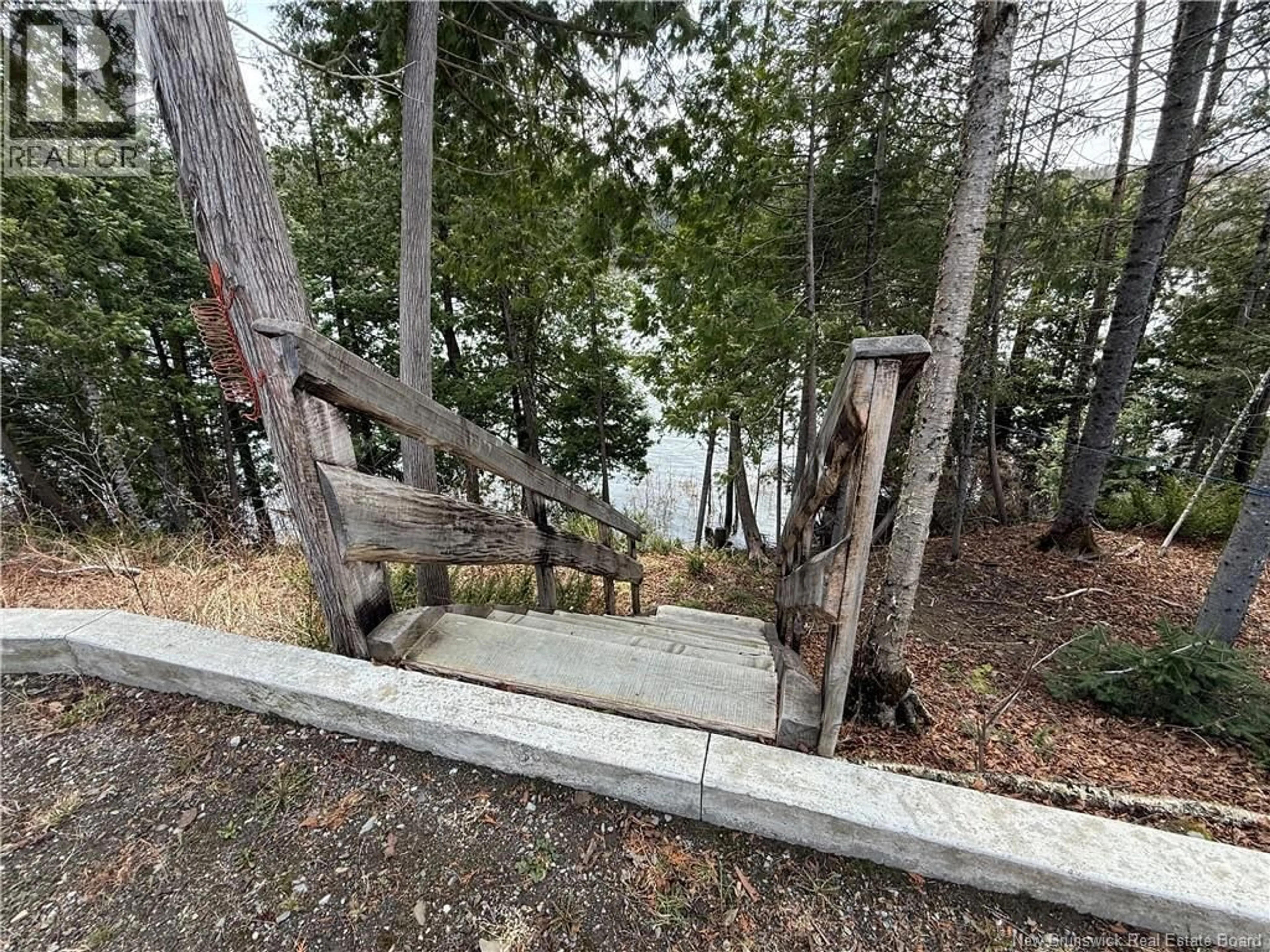 Stairs for 15833 ROUTE 105, Drummond New Brunswick E3Y2E8