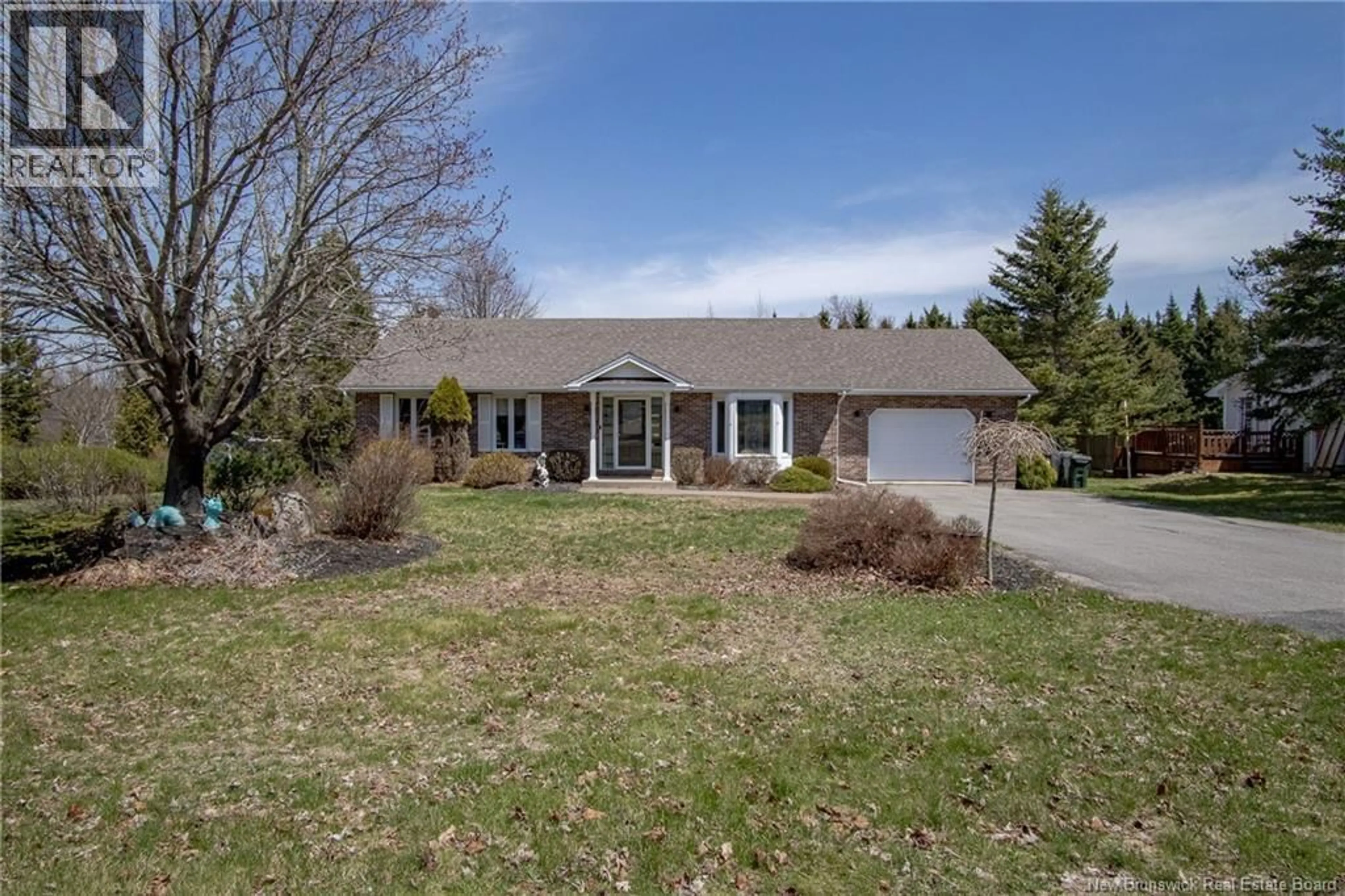 A pic from outside/outdoor area/front of a property/back of a property/a pic from drone, street for 71 PEAT DRIVE, Quispamsis New Brunswick E2E4X8