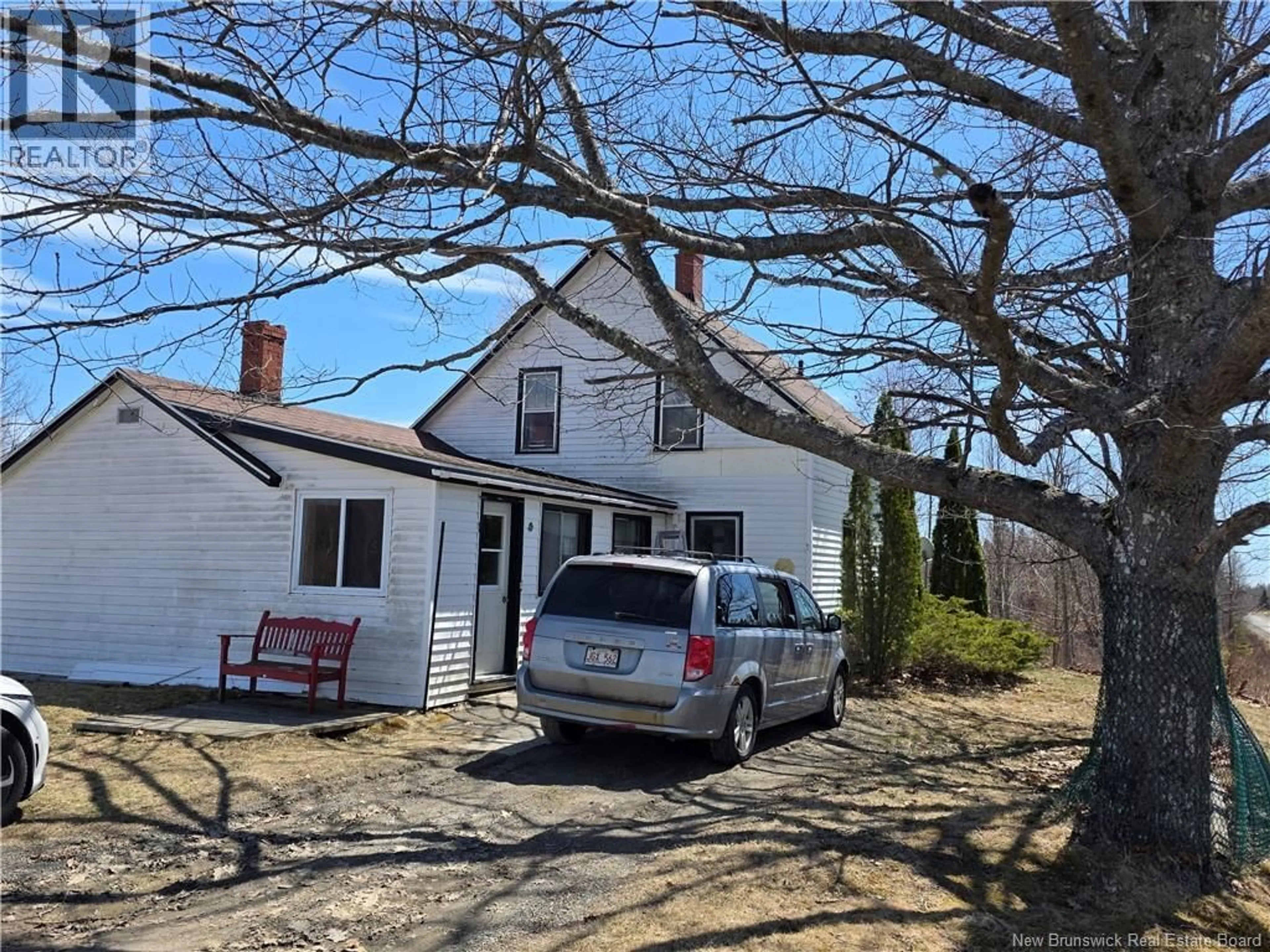 A pic from outside/outdoor area/front of a property/back of a property/a pic from drone, street for 1175 ROUTE 127, Rollingdam New Brunswick E5B3E8