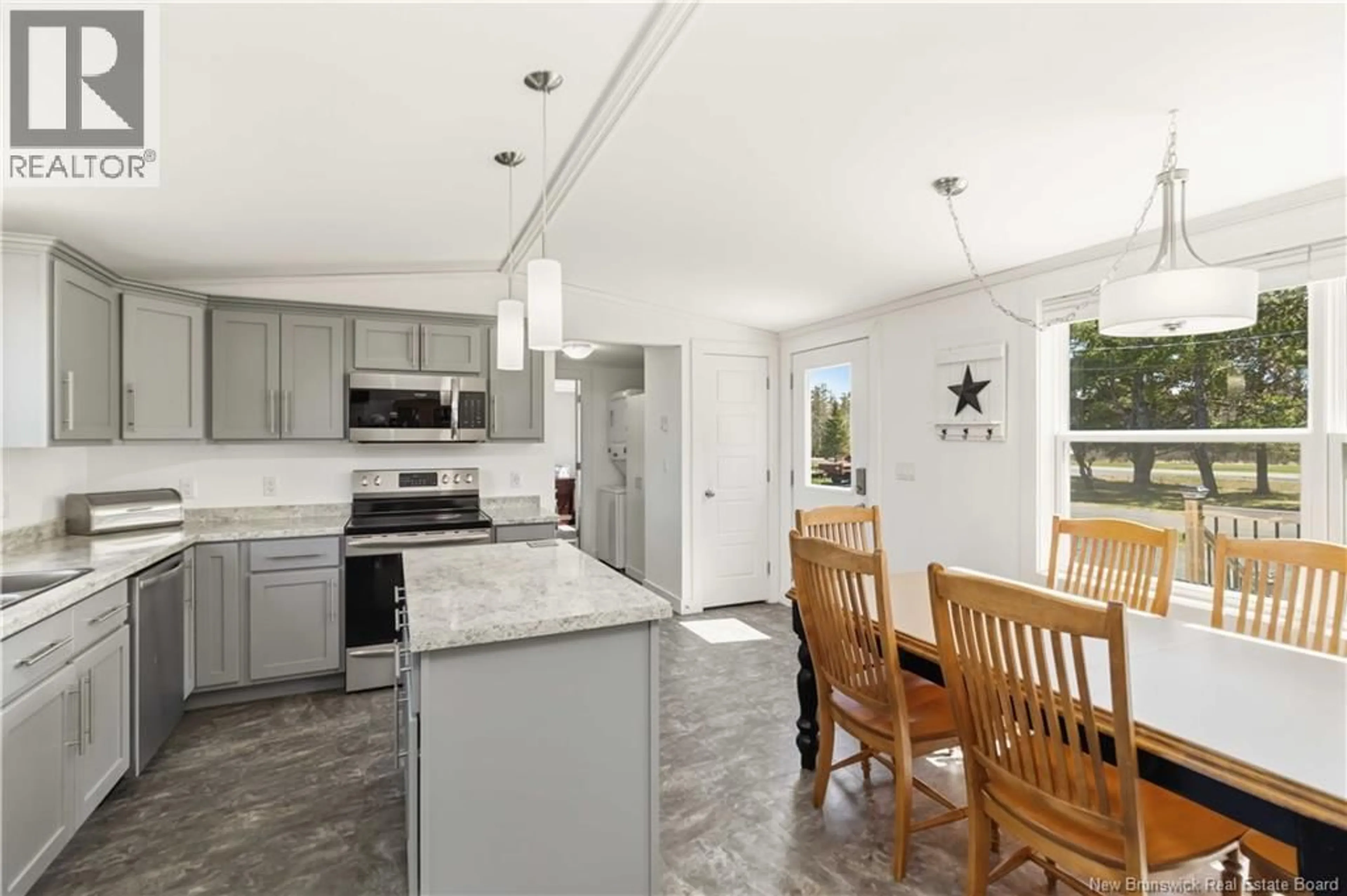 Open concept kitchen, ceramic/tile floor for 184 RIVERSIDE DRIVE, Fredericton Junction New Brunswick E5L1V9