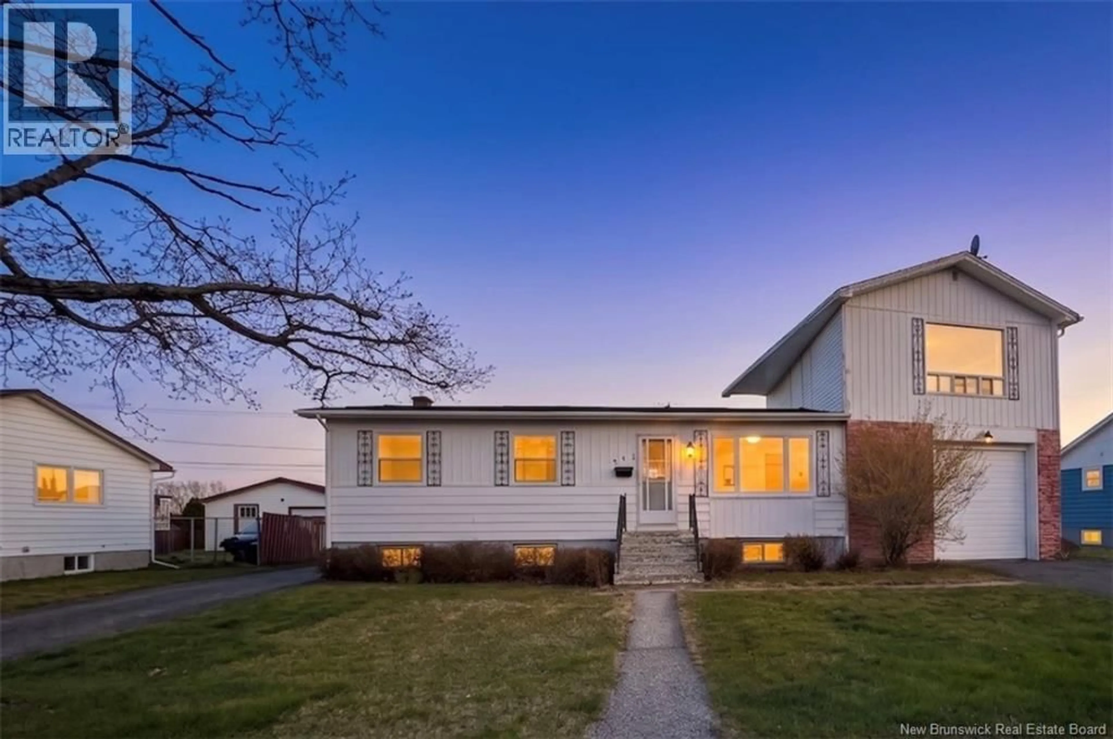 Unknown for 355 BEACONSFIELD CRESCENT, Saint John New Brunswick E2M2H7