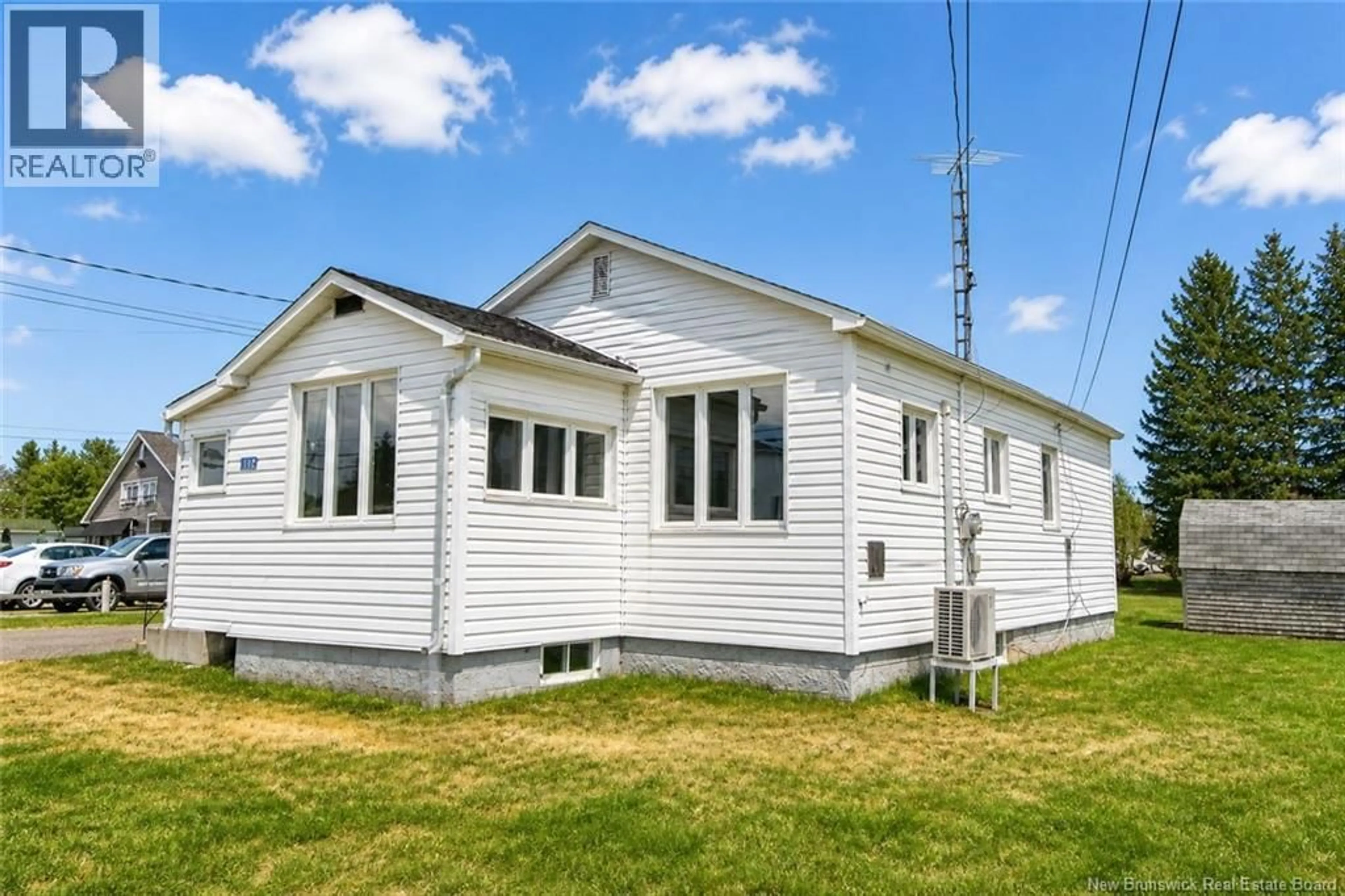 Home with vinyl exterior material, building for 168 MAIN STREET, Rexton New Brunswick E4W2B5