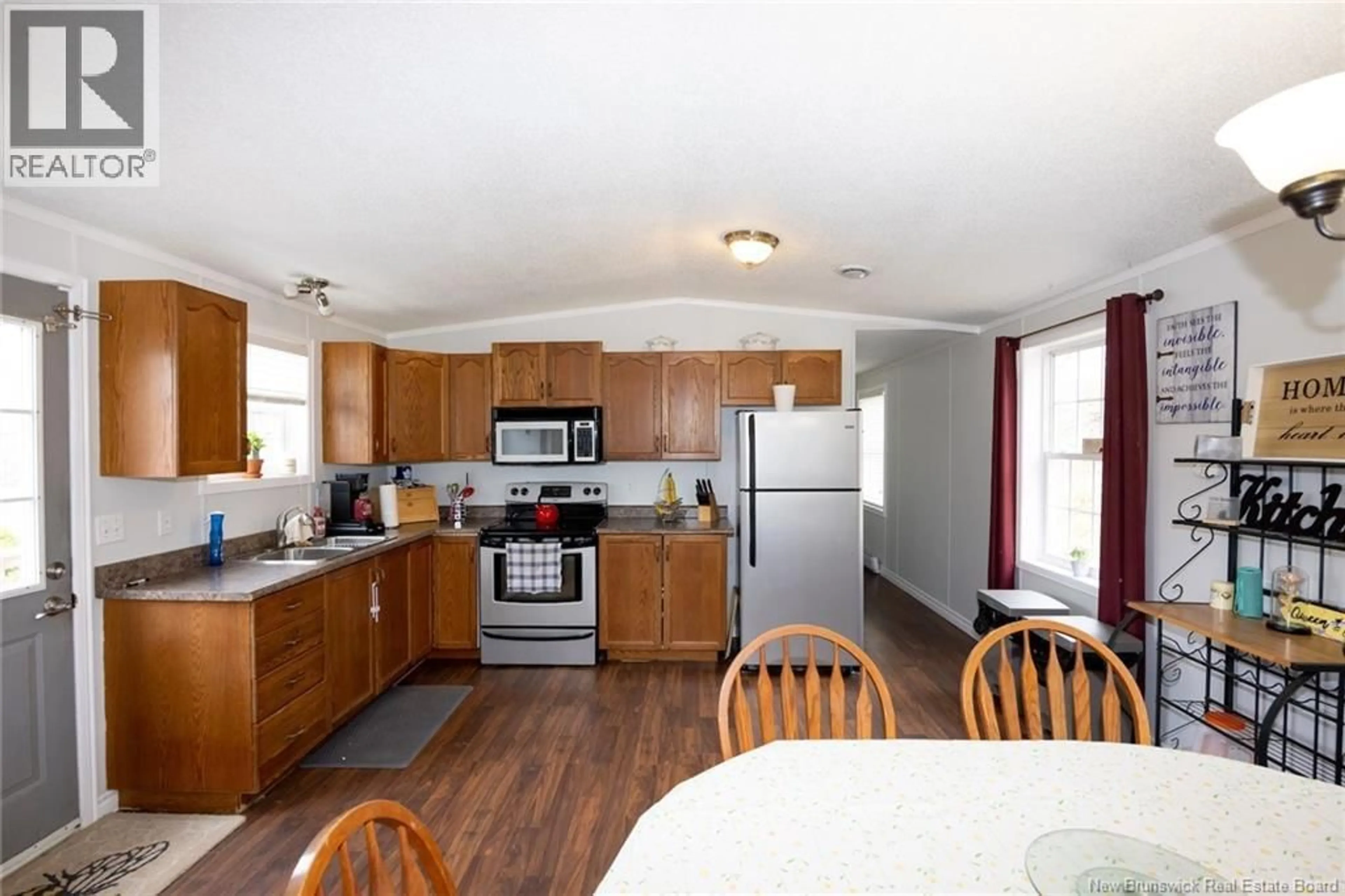 Standard kitchen, wood/laminate floor for 328 GOVERNOR LANE, Fredericton New Brunswick E3B7L1
