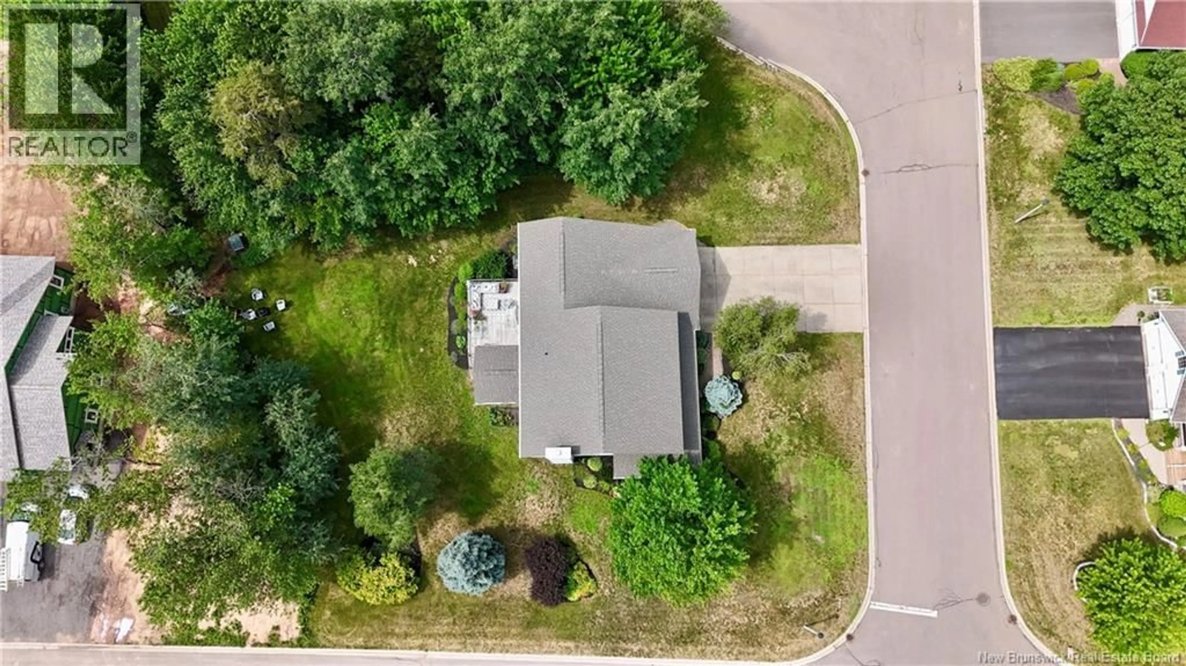 A pic from outside/outdoor area/front of a property/back of a property/a pic from drone, street for 60 ROCKPORT DRIVE, Riverview New Brunswick E1B5M4