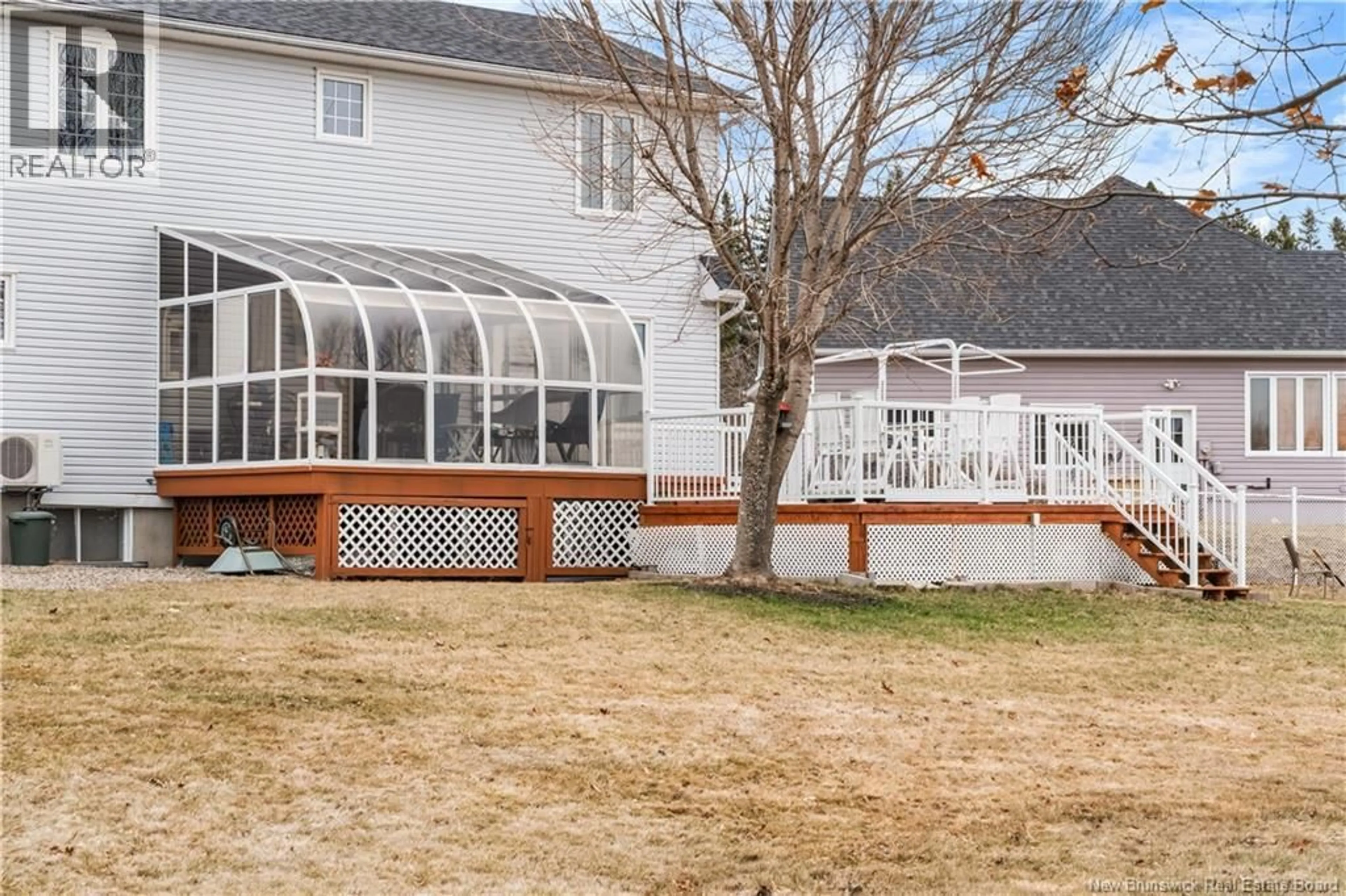 Patio, street for 1725 GOWAN BRAE, Bathurst New Brunswick E2A4X5