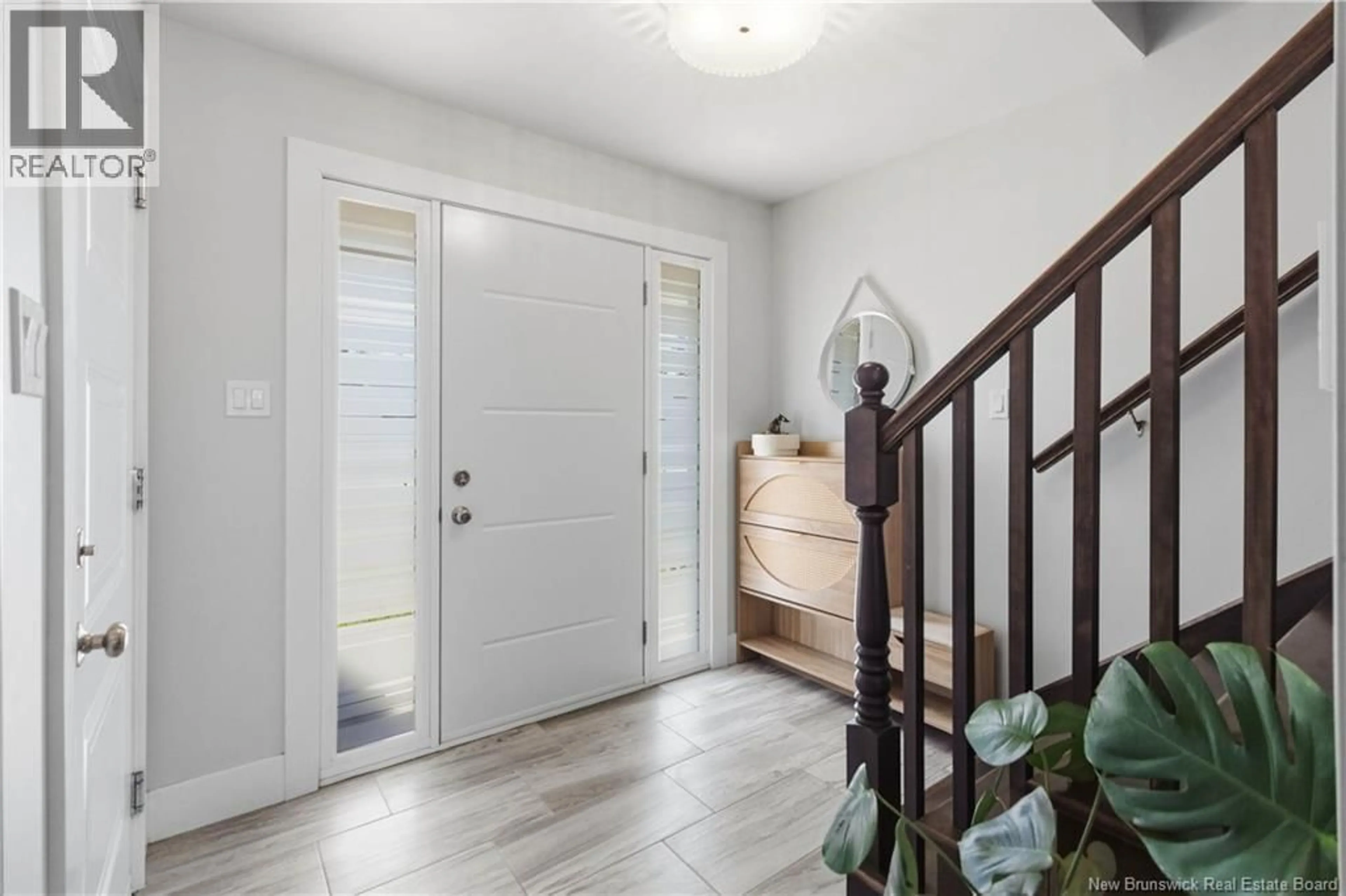 Indoor entryway for 43 WAKEFIELD STREET, Moncton New Brunswick E1G6A7