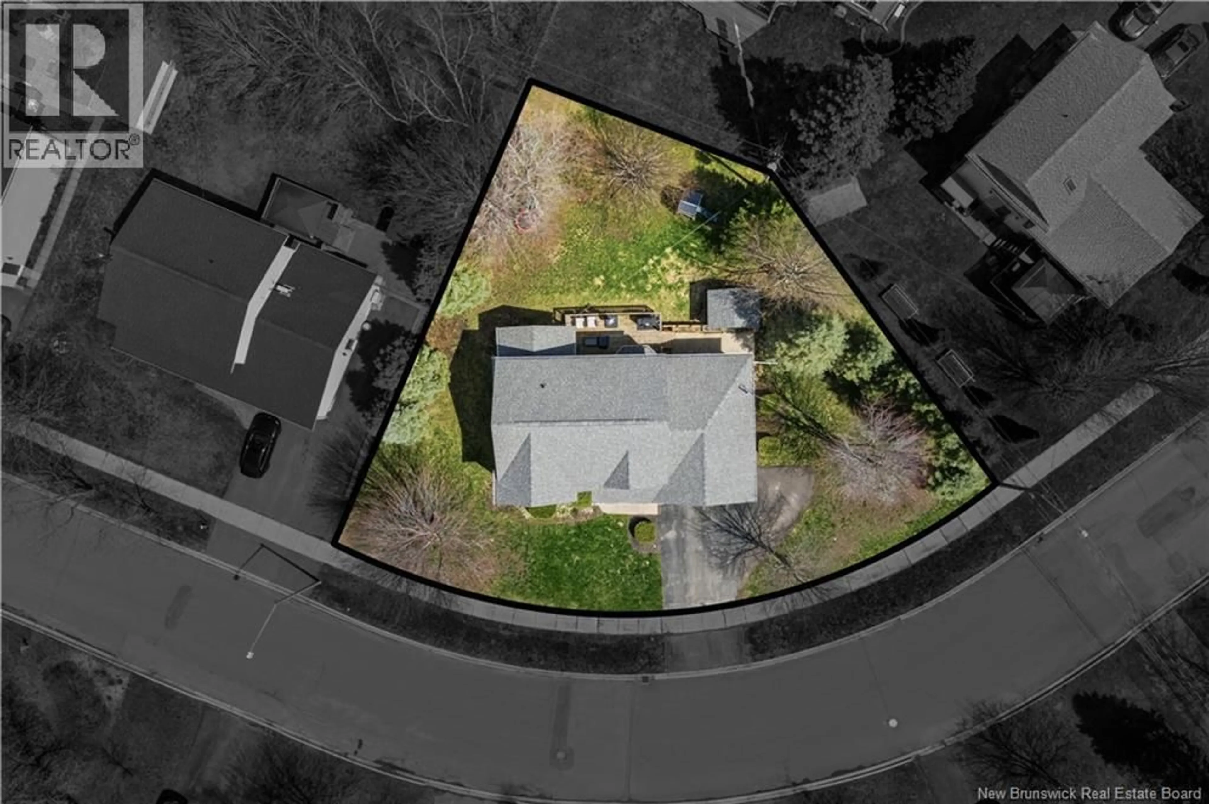 A pic from outside/outdoor area/front of a property/back of a property/a pic from drone, street for 151 CRESTWOOD DRIVE, Moncton New Brunswick E1C9M8