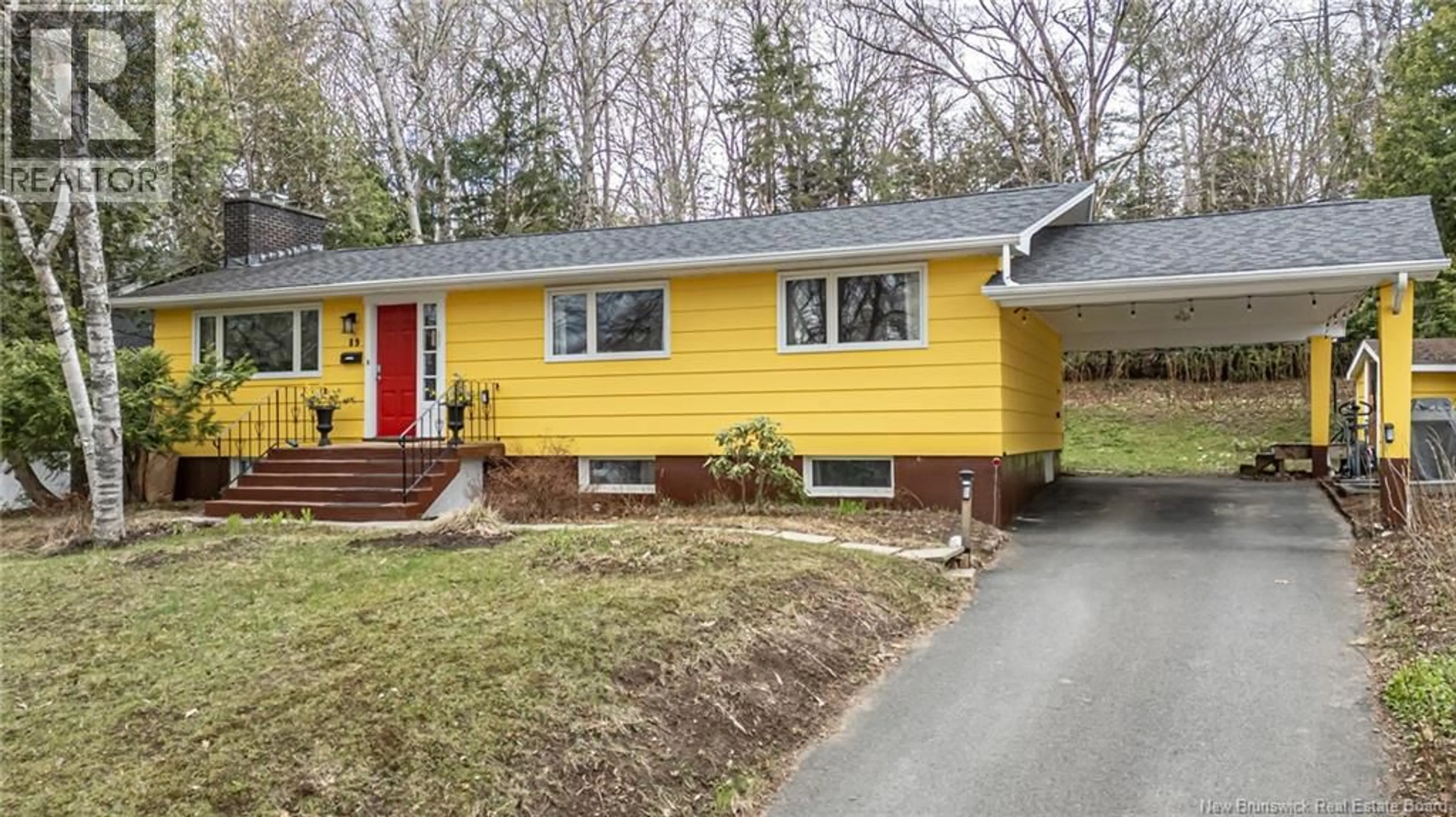 Home with vinyl exterior material, street for 89 PEMBROKE CRESCENT, Fredericton New Brunswick E3B2V1