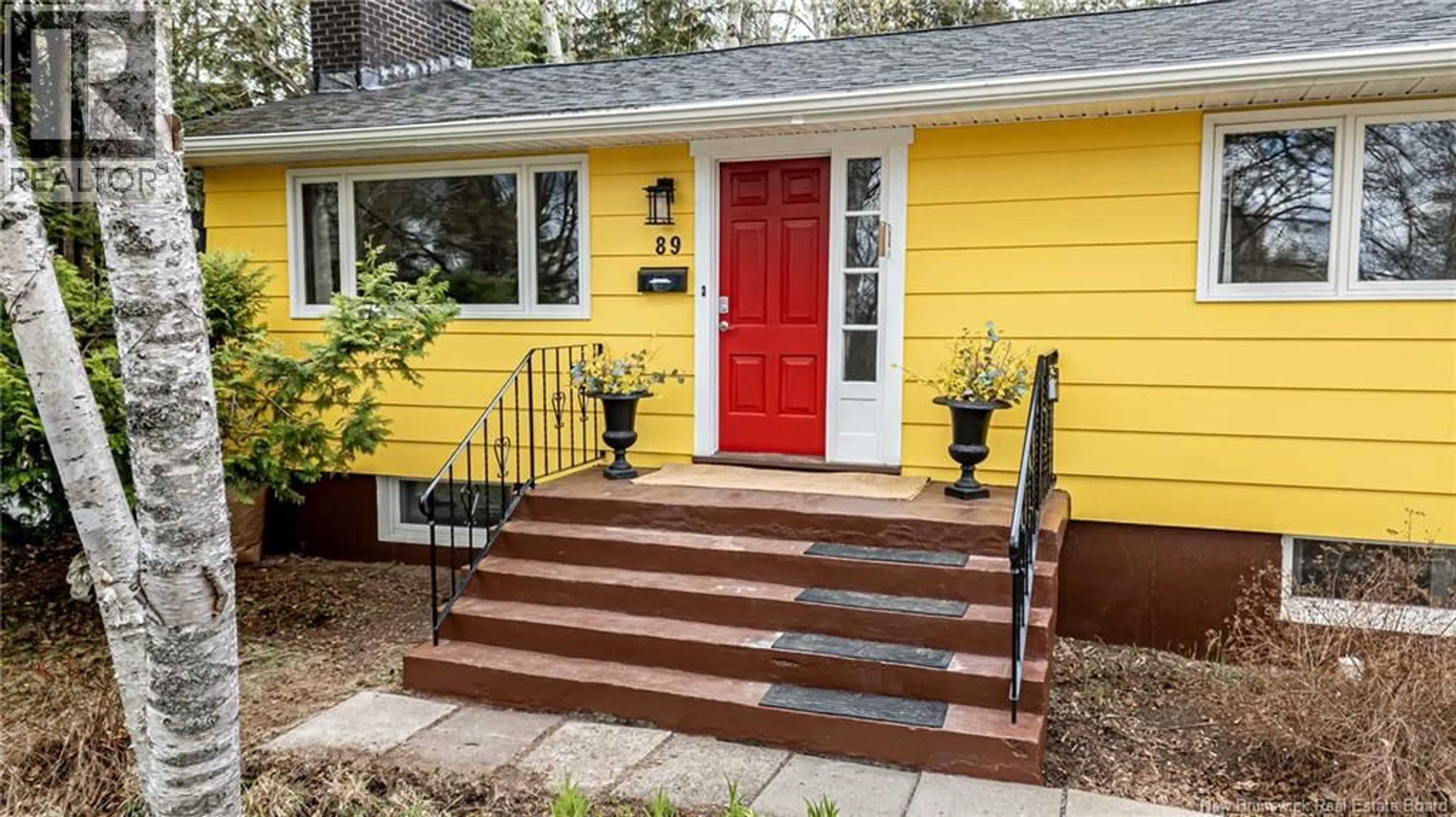 Home with vinyl exterior material, street for 89 PEMBROKE CRESCENT, Fredericton New Brunswick E3B2V1