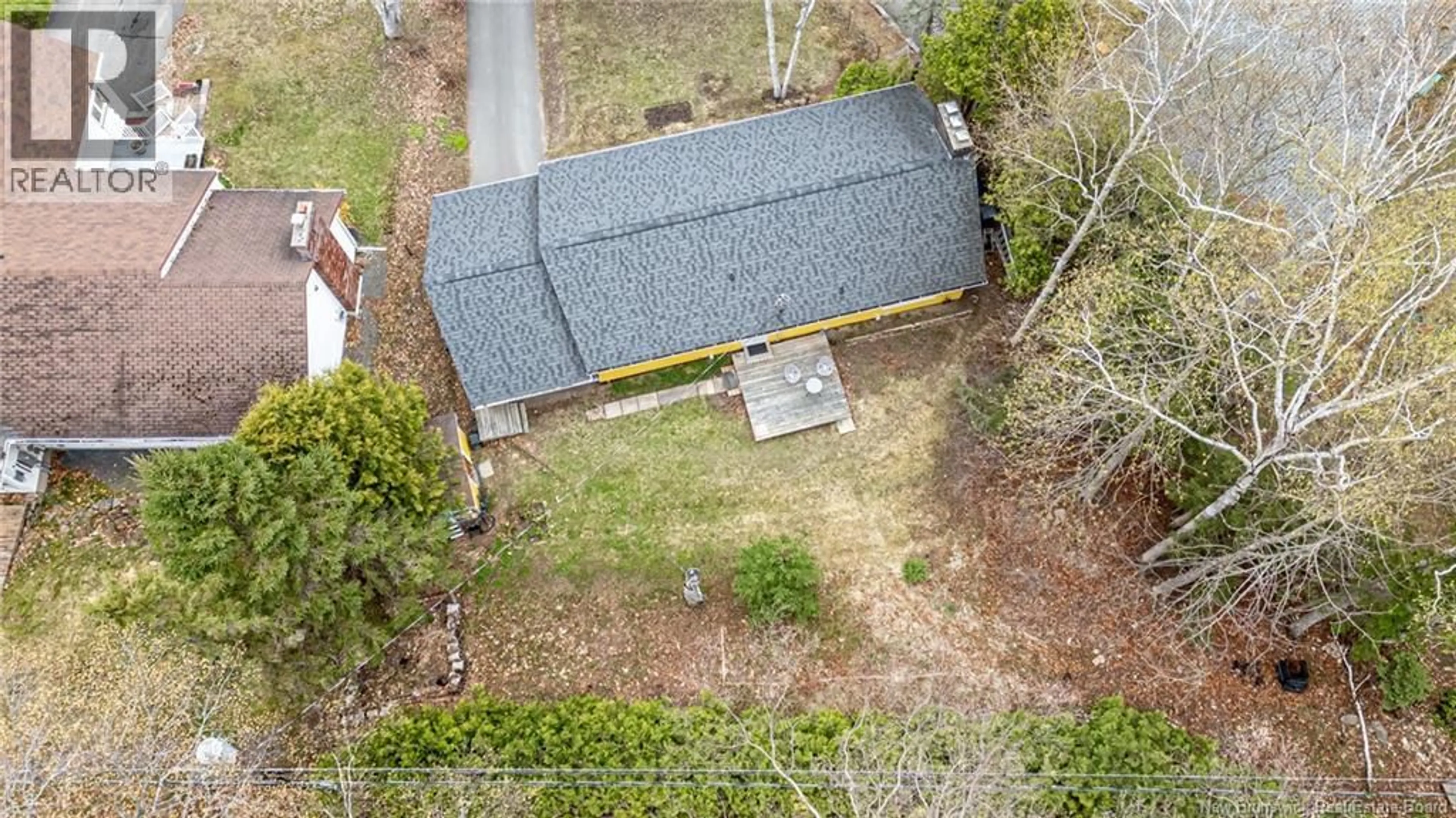 A pic from outside/outdoor area/front of a property/back of a property/a pic from drone, street for 89 PEMBROKE CRESCENT, Fredericton New Brunswick E3B2V1