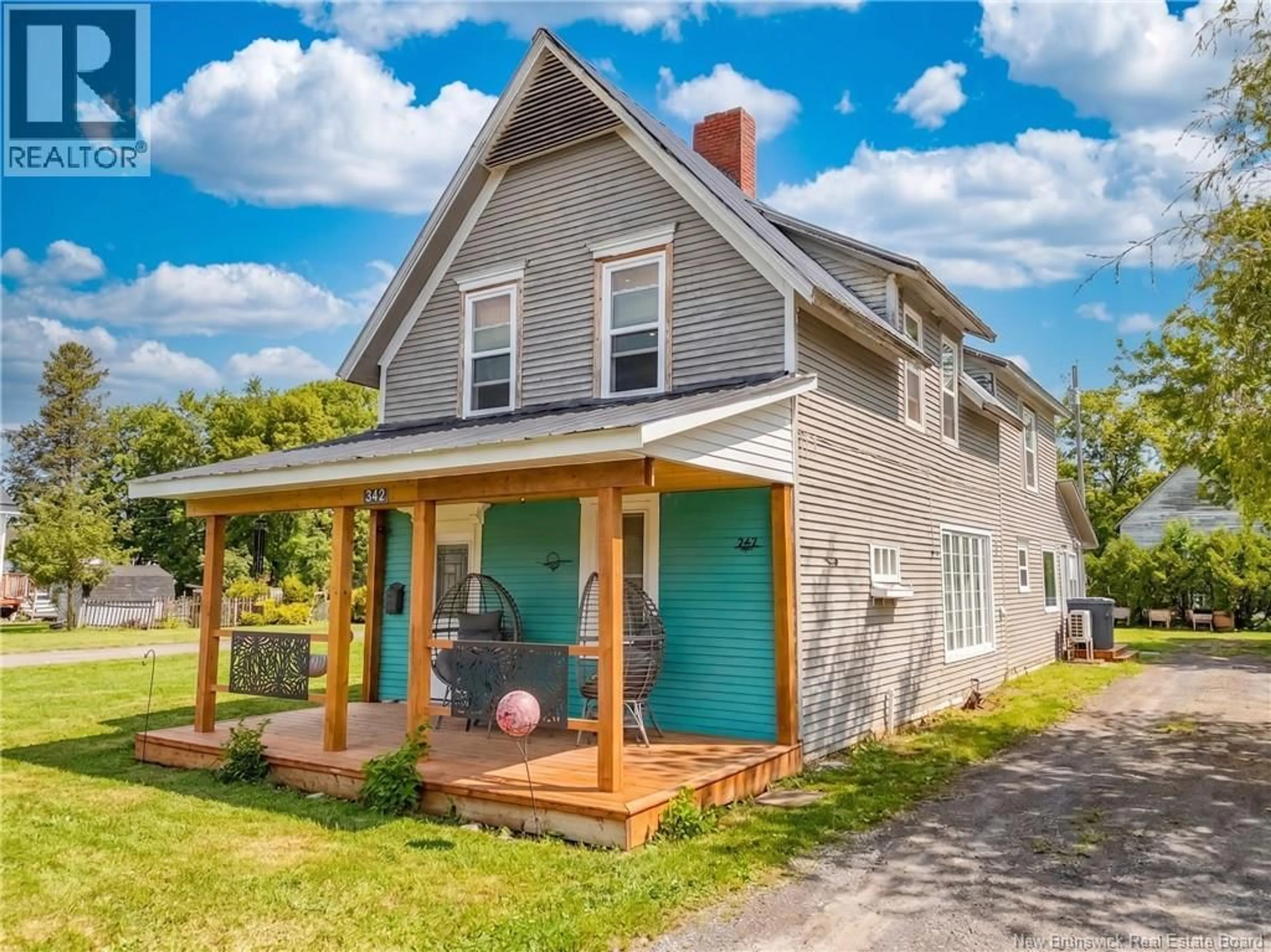 Home with vinyl exterior material, street for 342 MAIN STREET, Bath New Brunswick E7S1A2