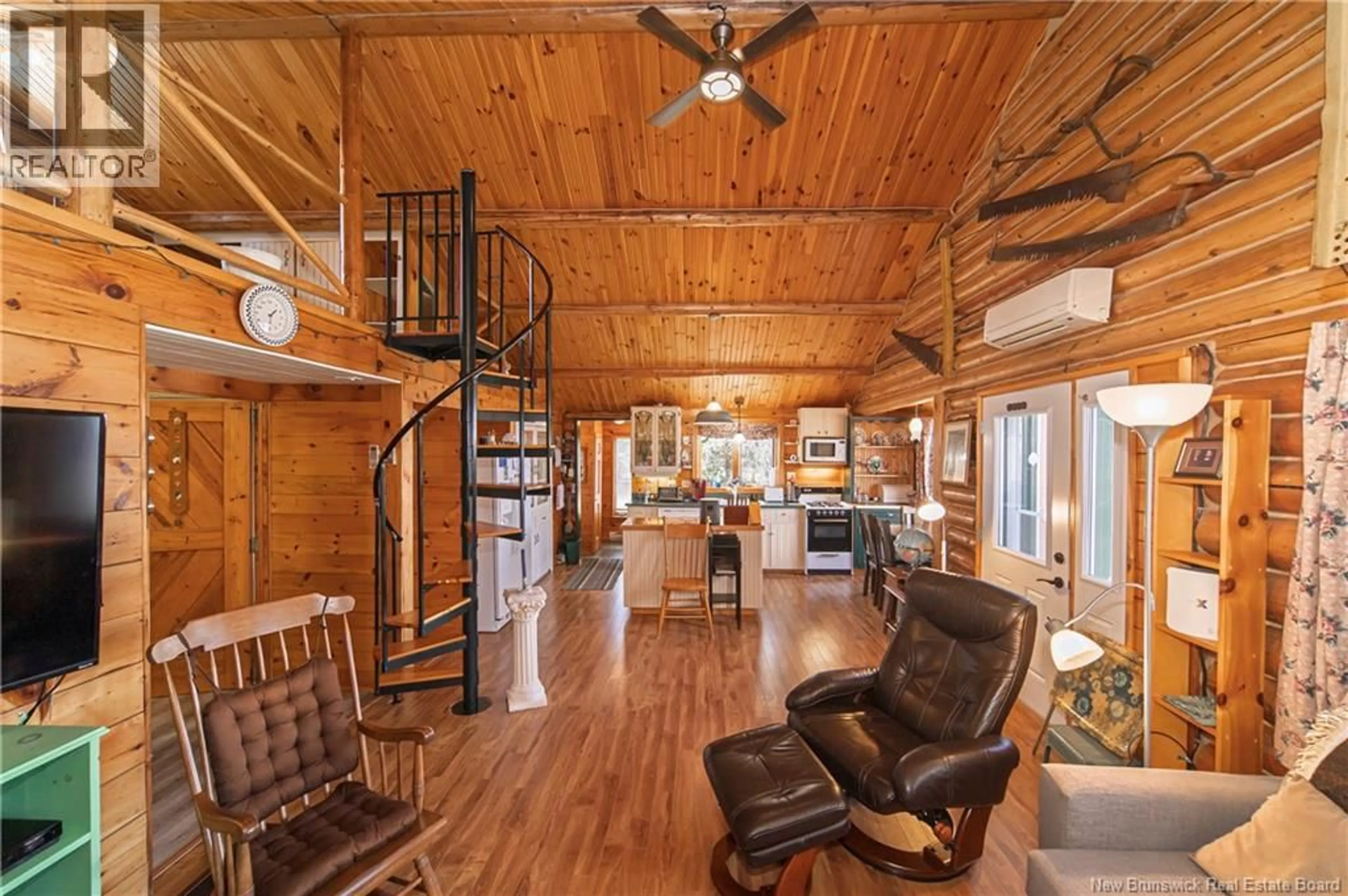 Indoor foyer for 93 HAZEN LANE, Lake George New Brunswick E6K2N9