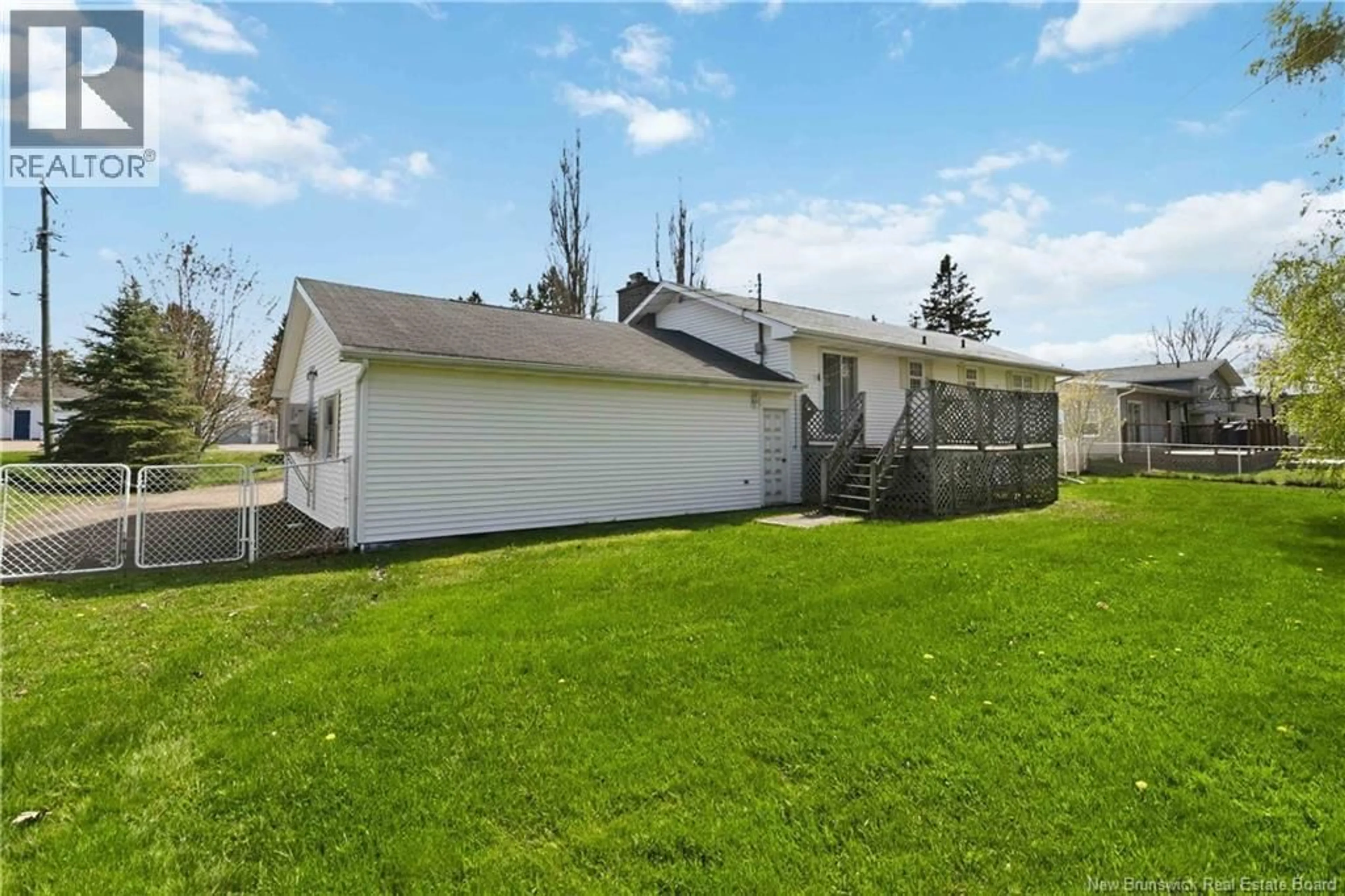 Unknown for 227 CHARTERSVILLE ROAD, Dieppe New Brunswick E1A1K3