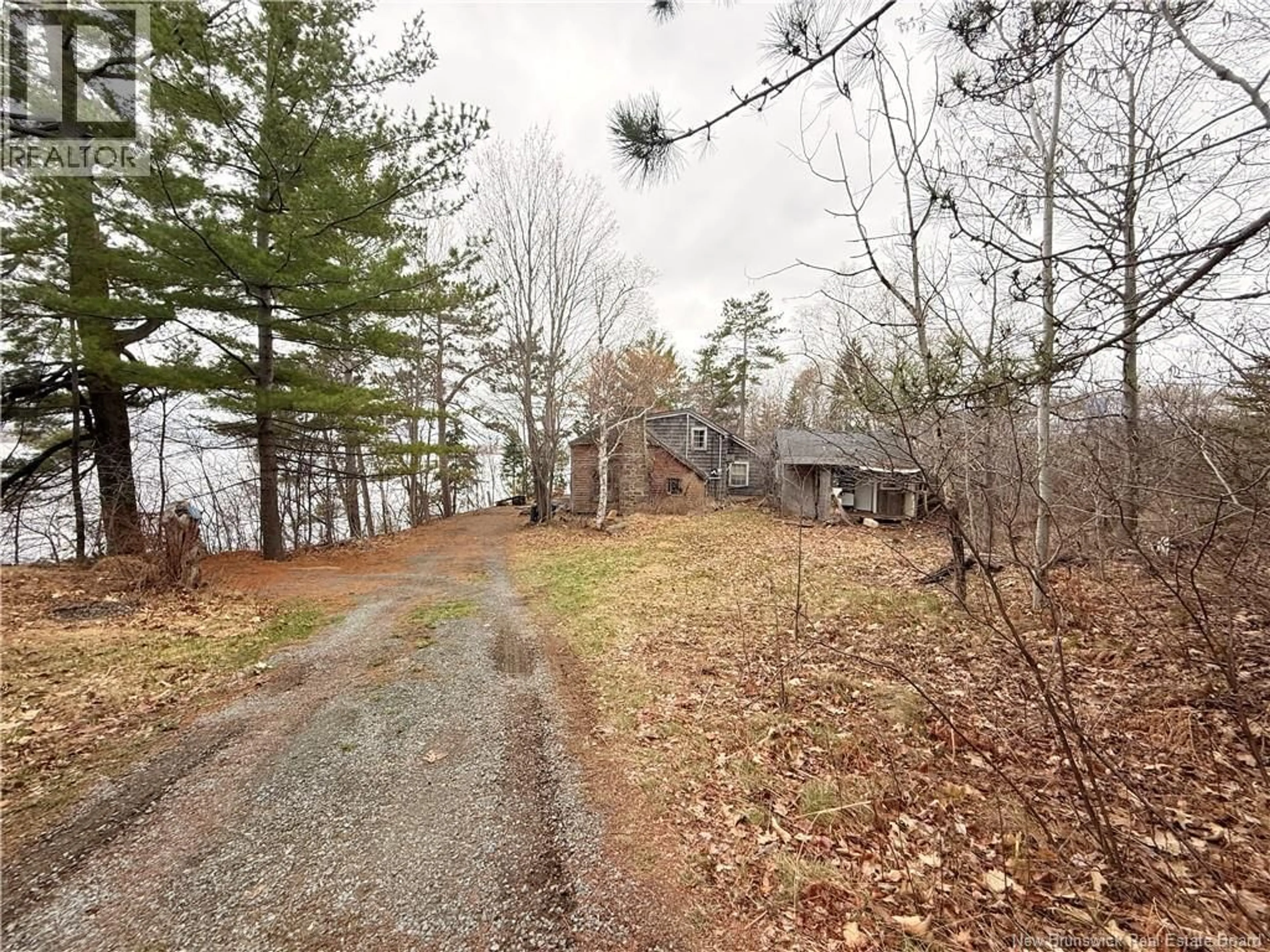 A pic from outside/outdoor area/front of a property/back of a property/a pic from drone, water/lake/river/ocean view for 866 KING GEORGE HWY, Miramichi New Brunswick E1V1P8