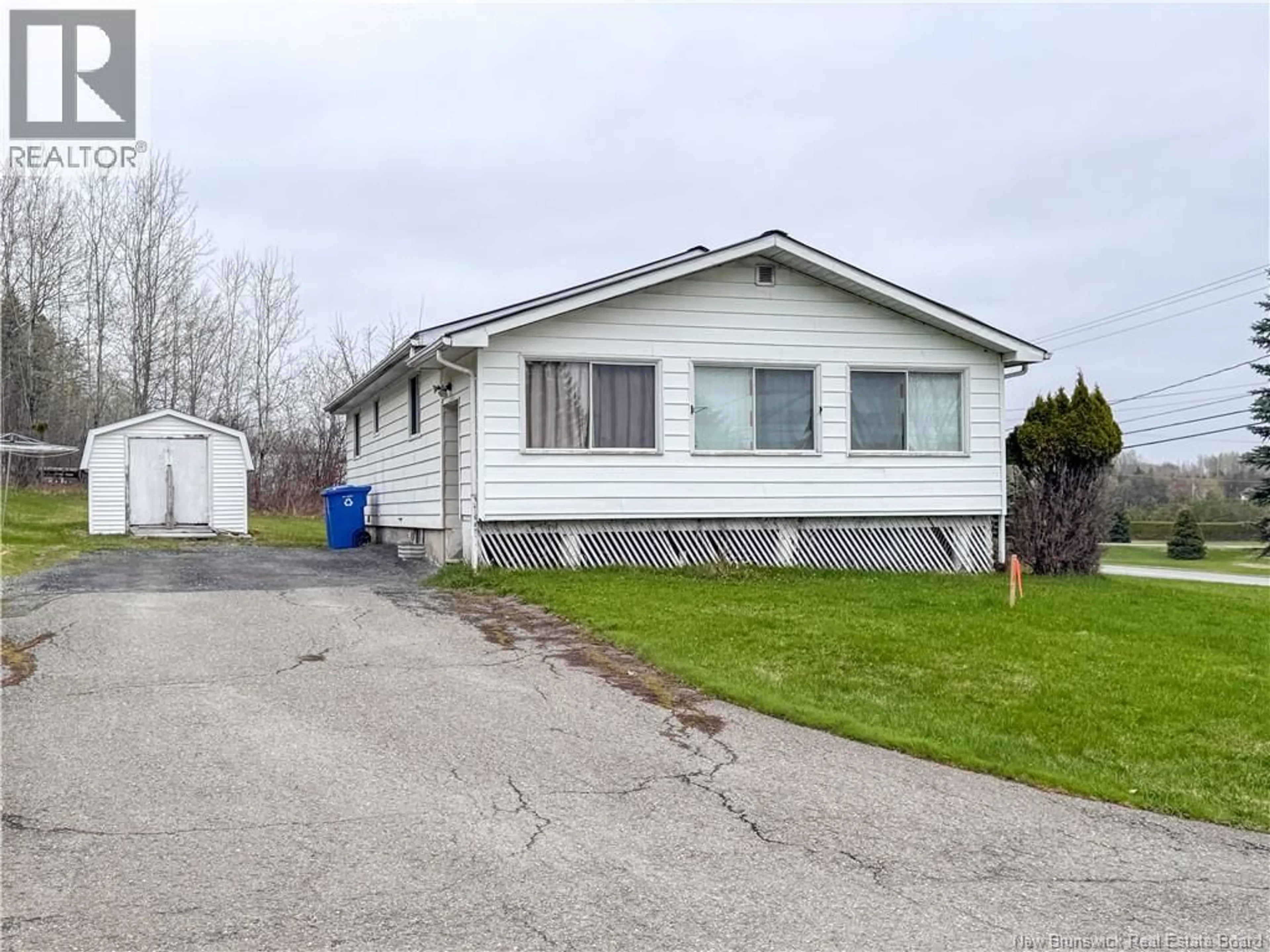 Home with vinyl exterior material, street for 205 HOULTON STREET, Woodstock New Brunswick E7M4L7
