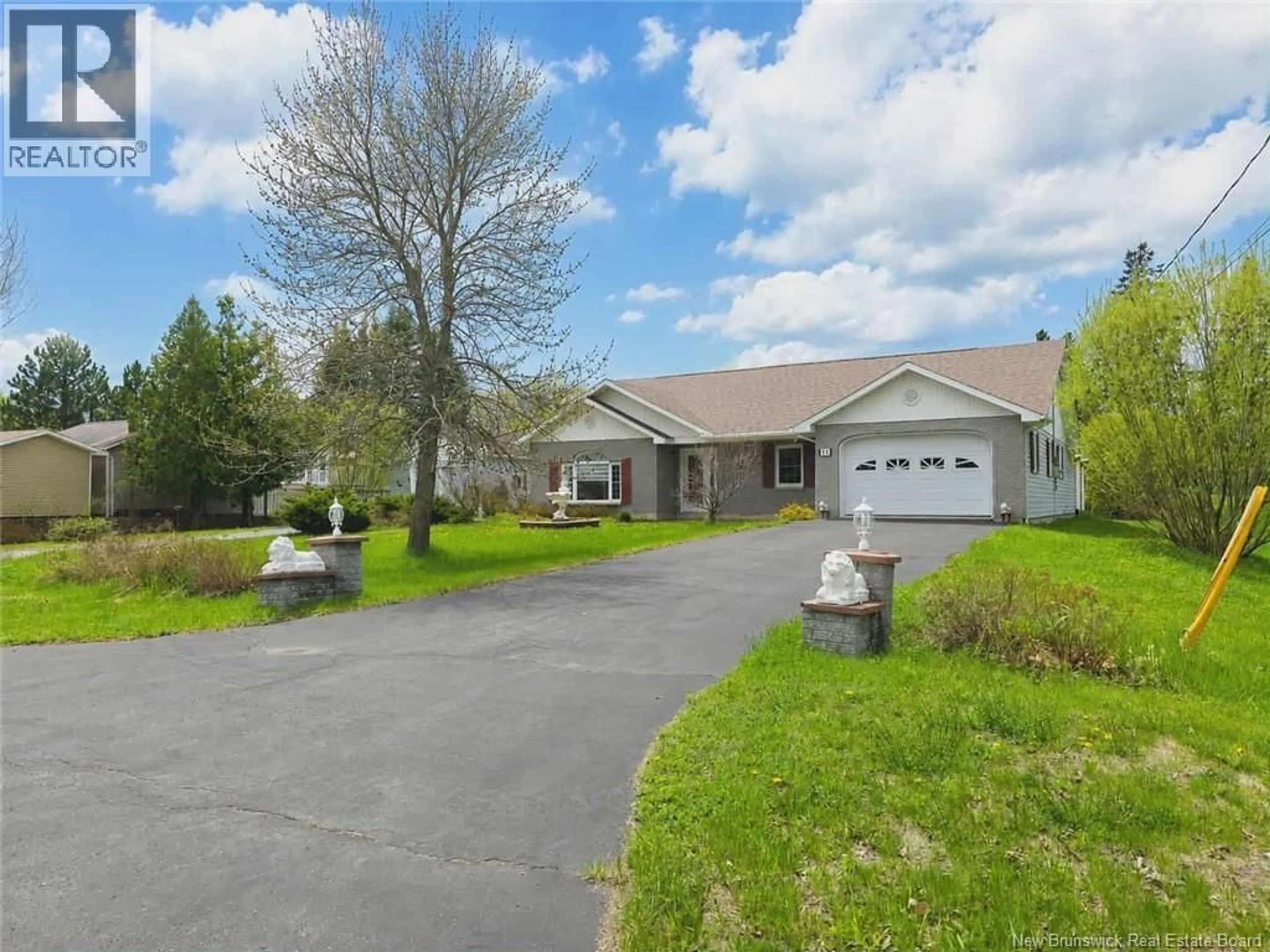 A pic from outside/outdoor area/front of a property/back of a property/a pic from drone, street for 11 RUE DES CEDRES, Nigadoo New Brunswick E8K3T8