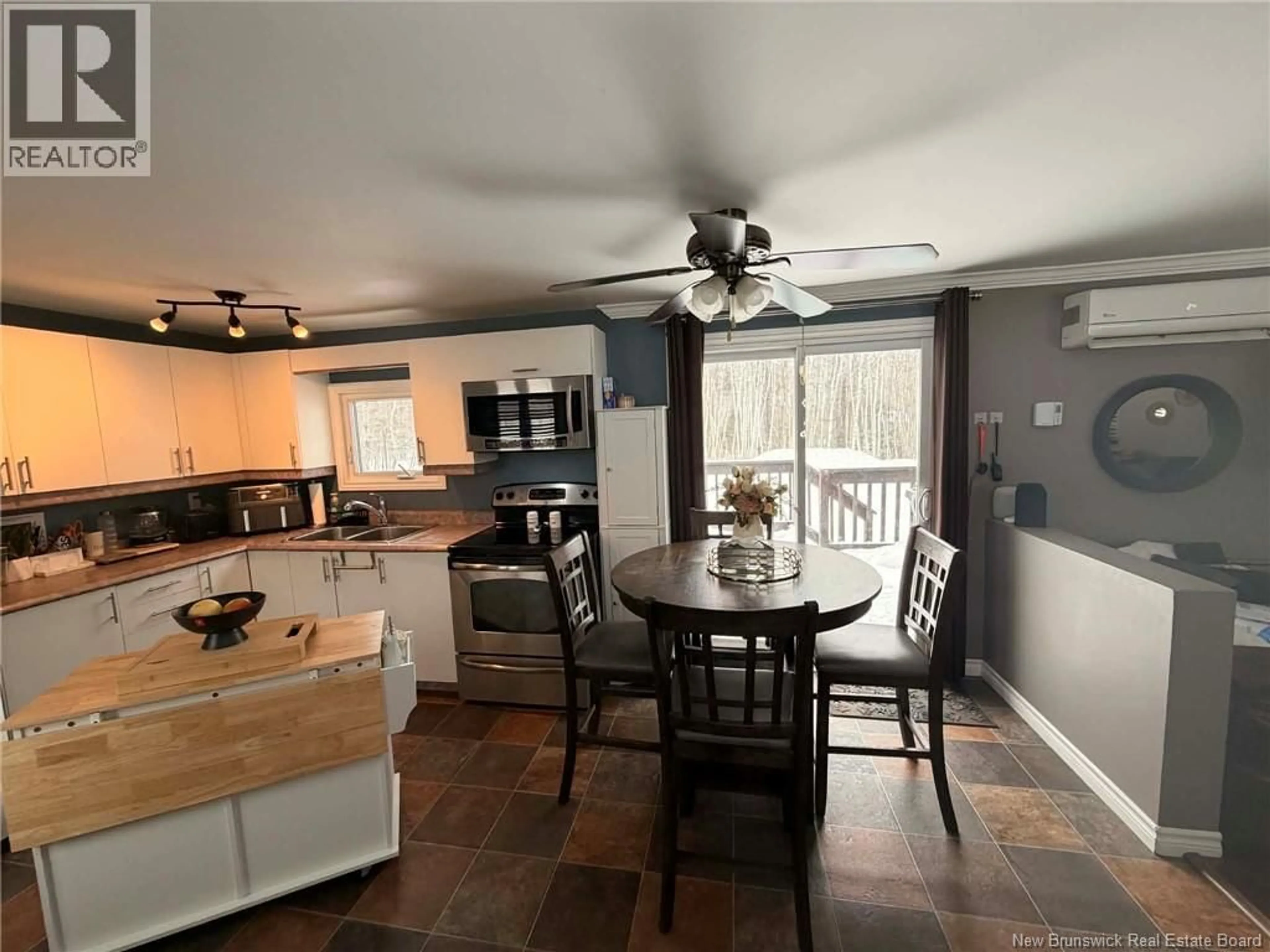 Open concept kitchen, ceramic/tile floor for 8 CH ALPHONSE, Petit-Rocher New Brunswick E8J1X6