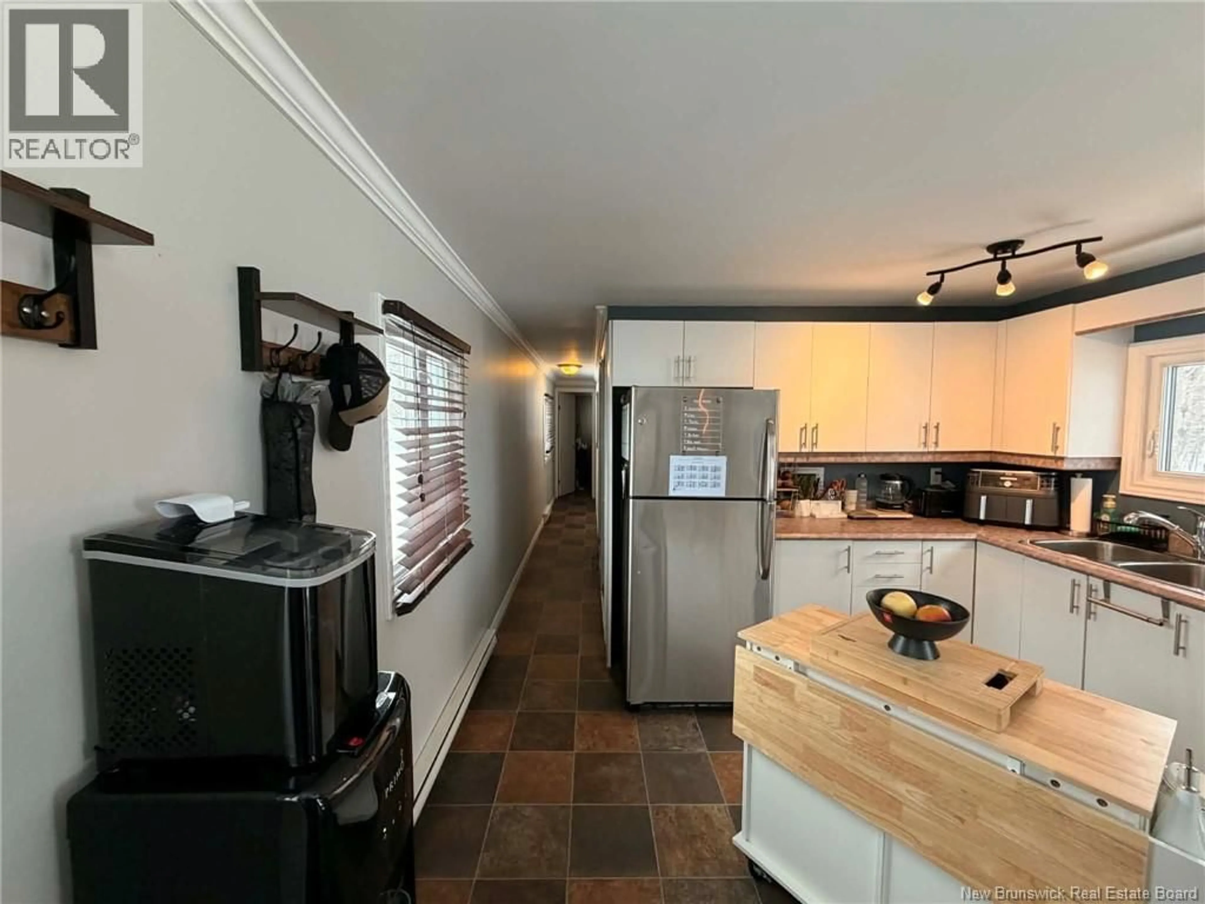 Standard kitchen, unknown for 8 CH ALPHONSE, Petit-Rocher New Brunswick E8J1X6