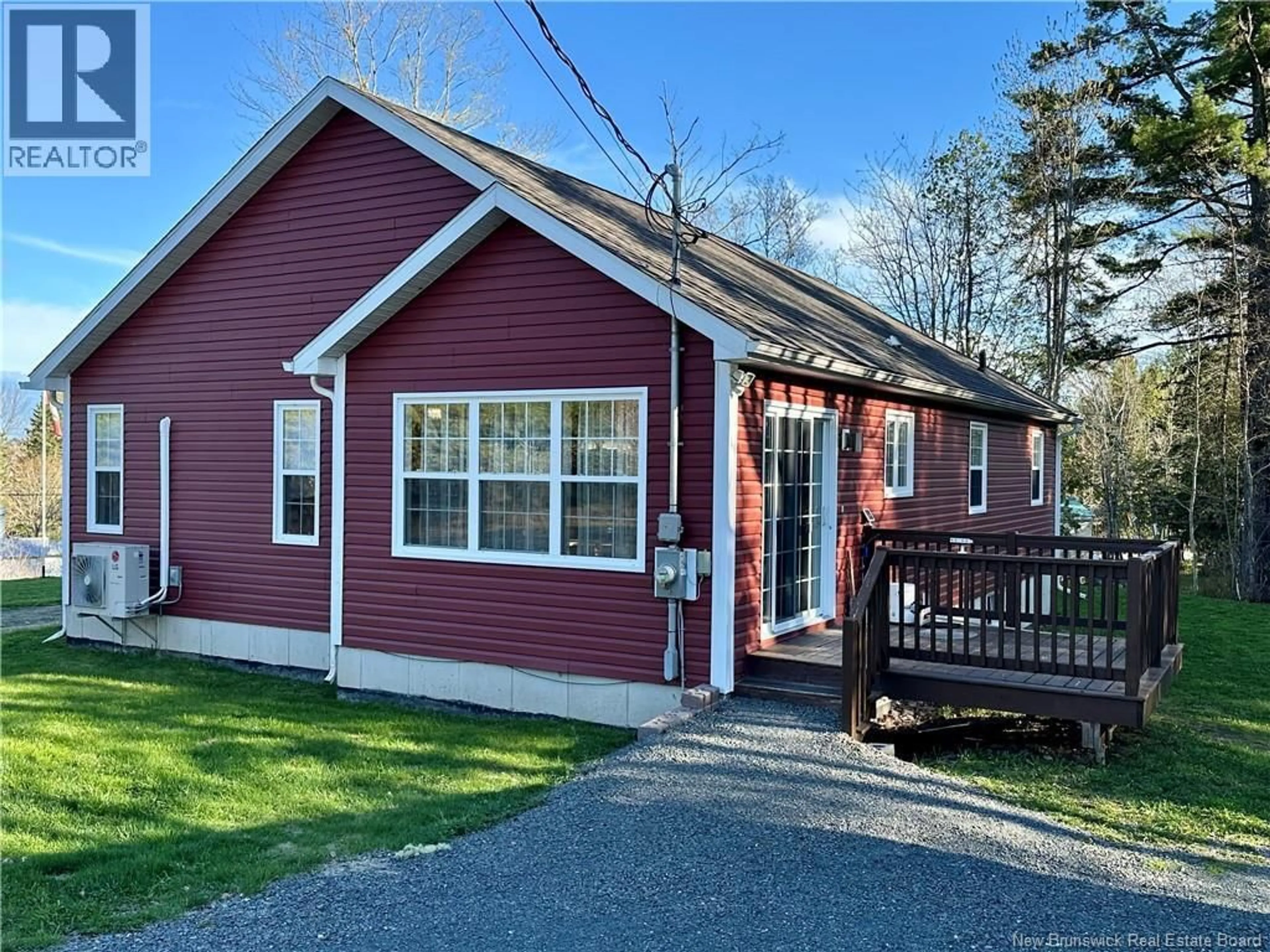 Home with vinyl exterior material, street for 71 HAZELTON ROAD, Doaktown New Brunswick E9C1N6