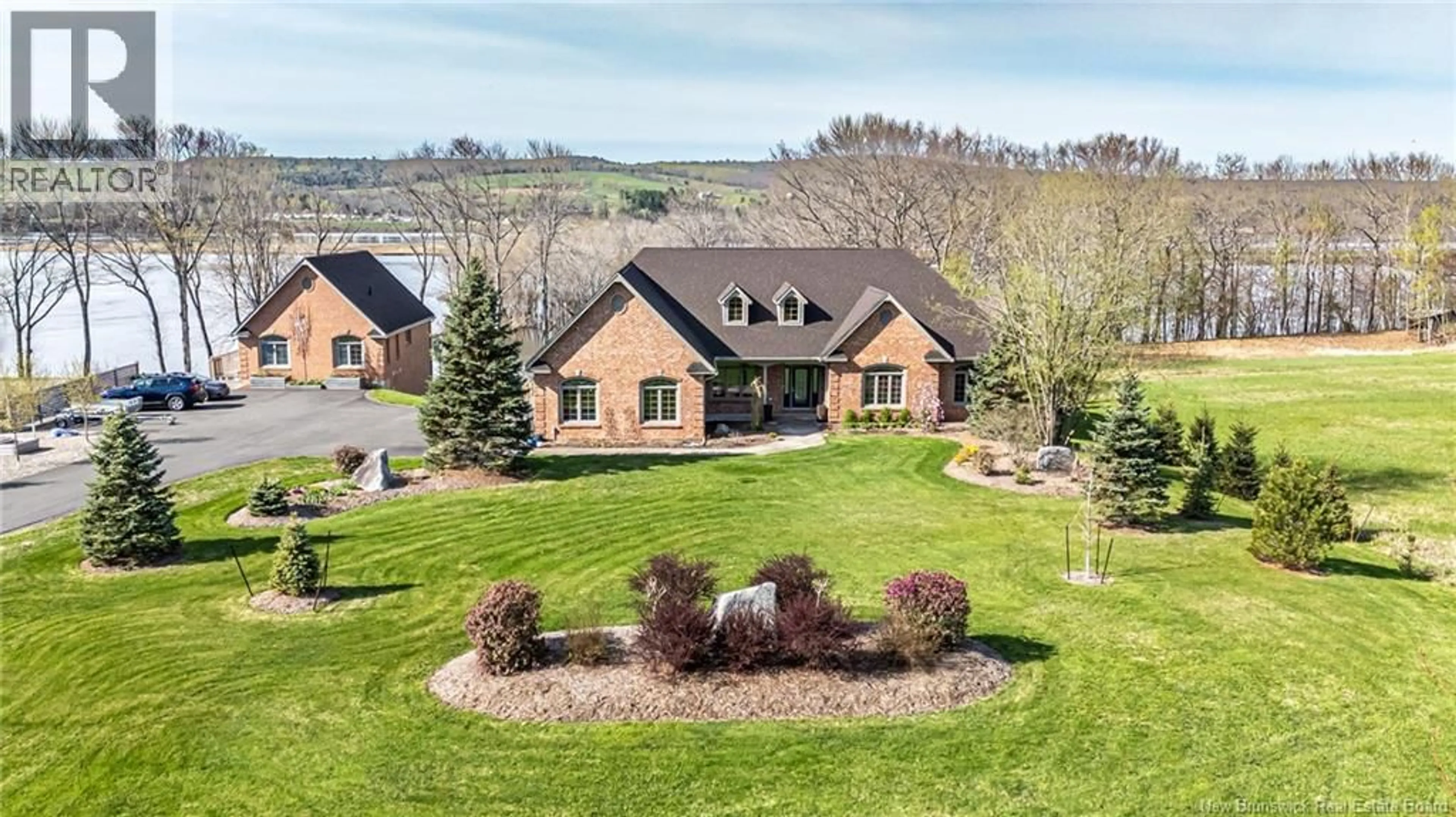 A pic from outside/outdoor area/front of a property/back of a property/a pic from drone, mountain view for 1025 105 ROUTE ROUTE, Douglas New Brunswick E3A7L1