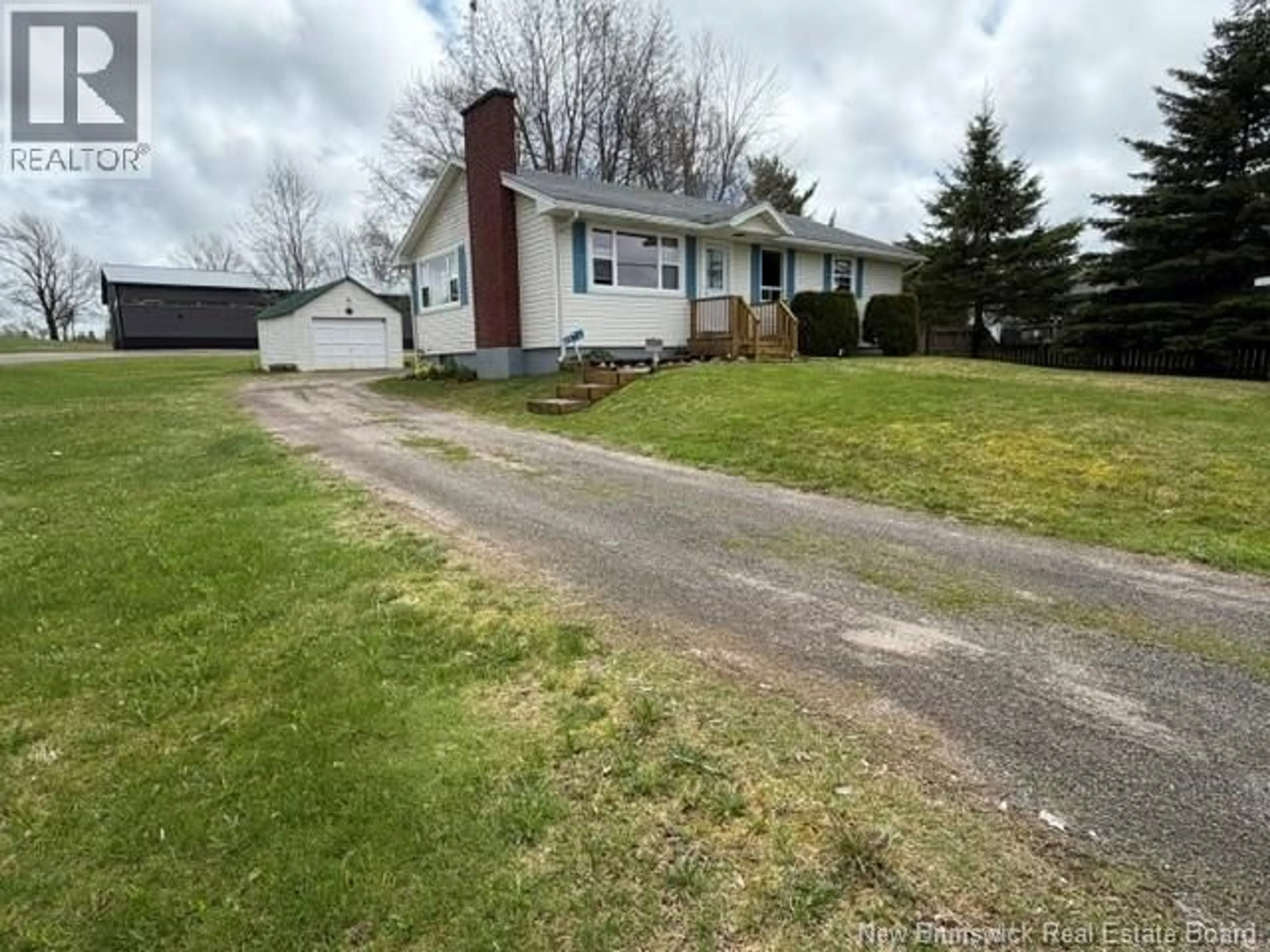 A pic from outside/outdoor area/front of a property/back of a property/a pic from drone, street for 4516 ROUTE 880, Havelock New Brunswick E4Z5K4