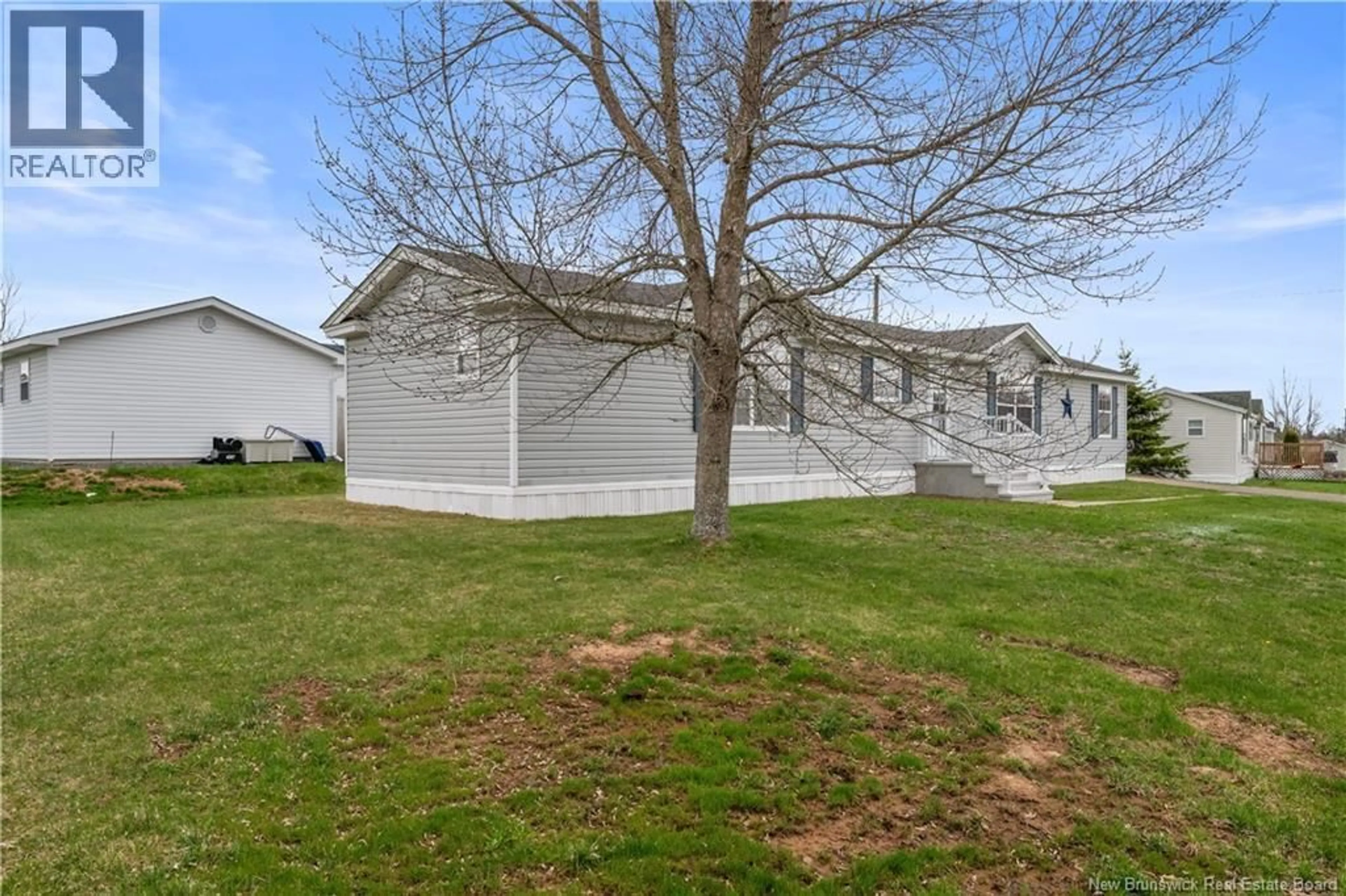 Unknown for 7 ASPENWOOD STREET, Moncton New Brunswick E1H3L1