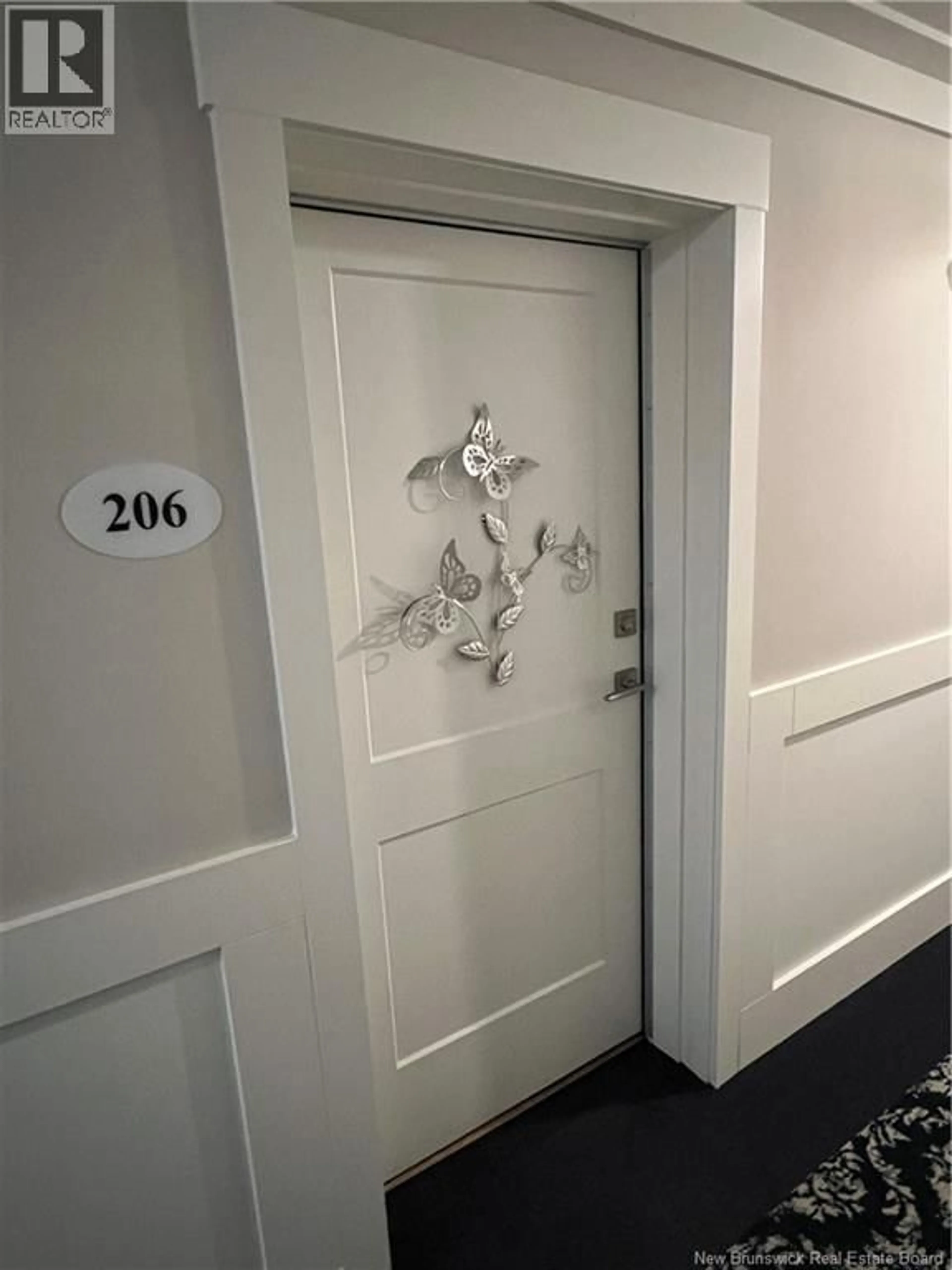 Indoor foyer for 206 - 54 HAMPTON ROAD, Rothesay New Brunswick E2E0V5