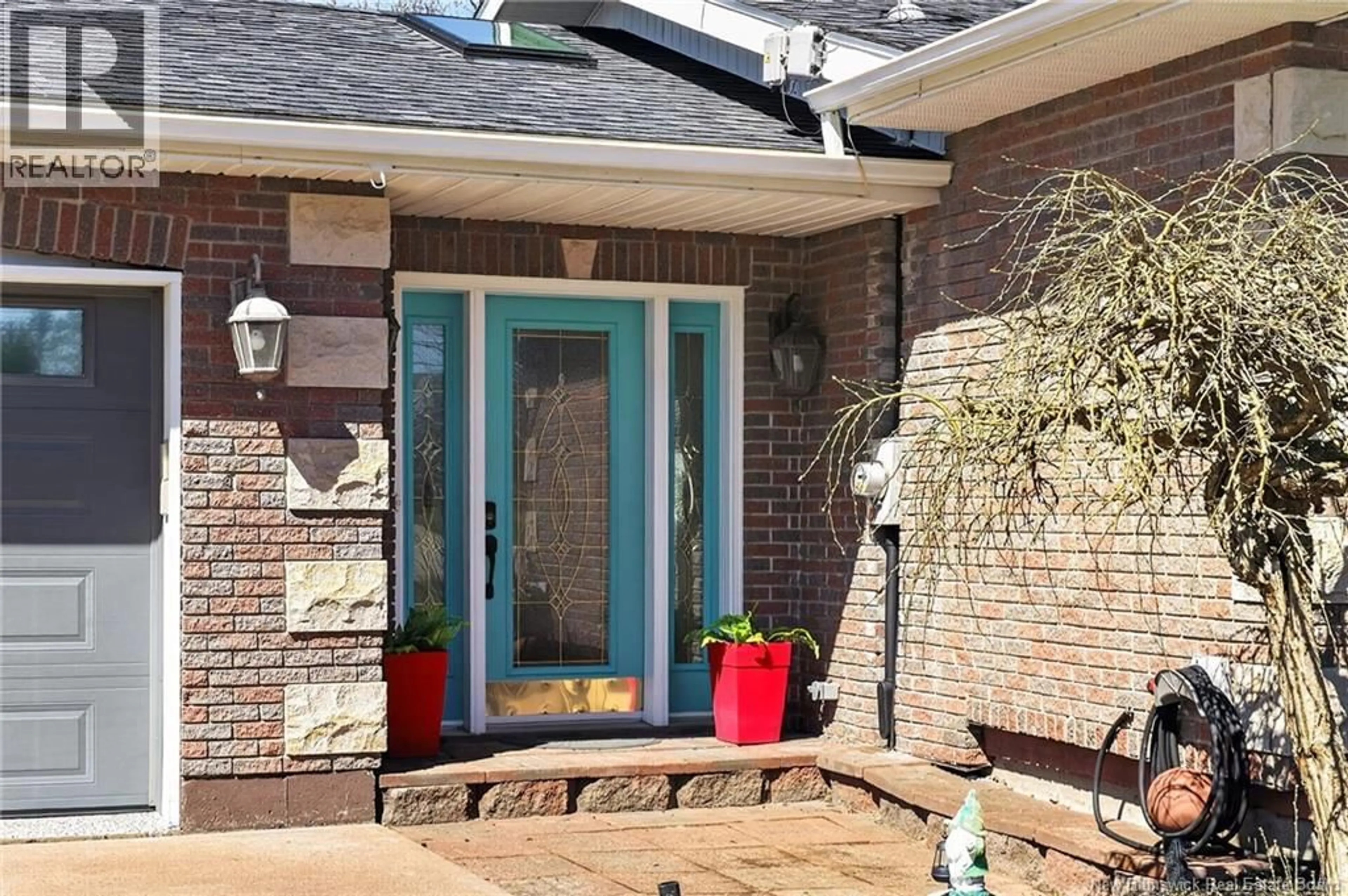 Home with brick exterior material, street for 194 TROIS-RUISSEAUX, Cap-Pelé New Brunswick E4N2C1