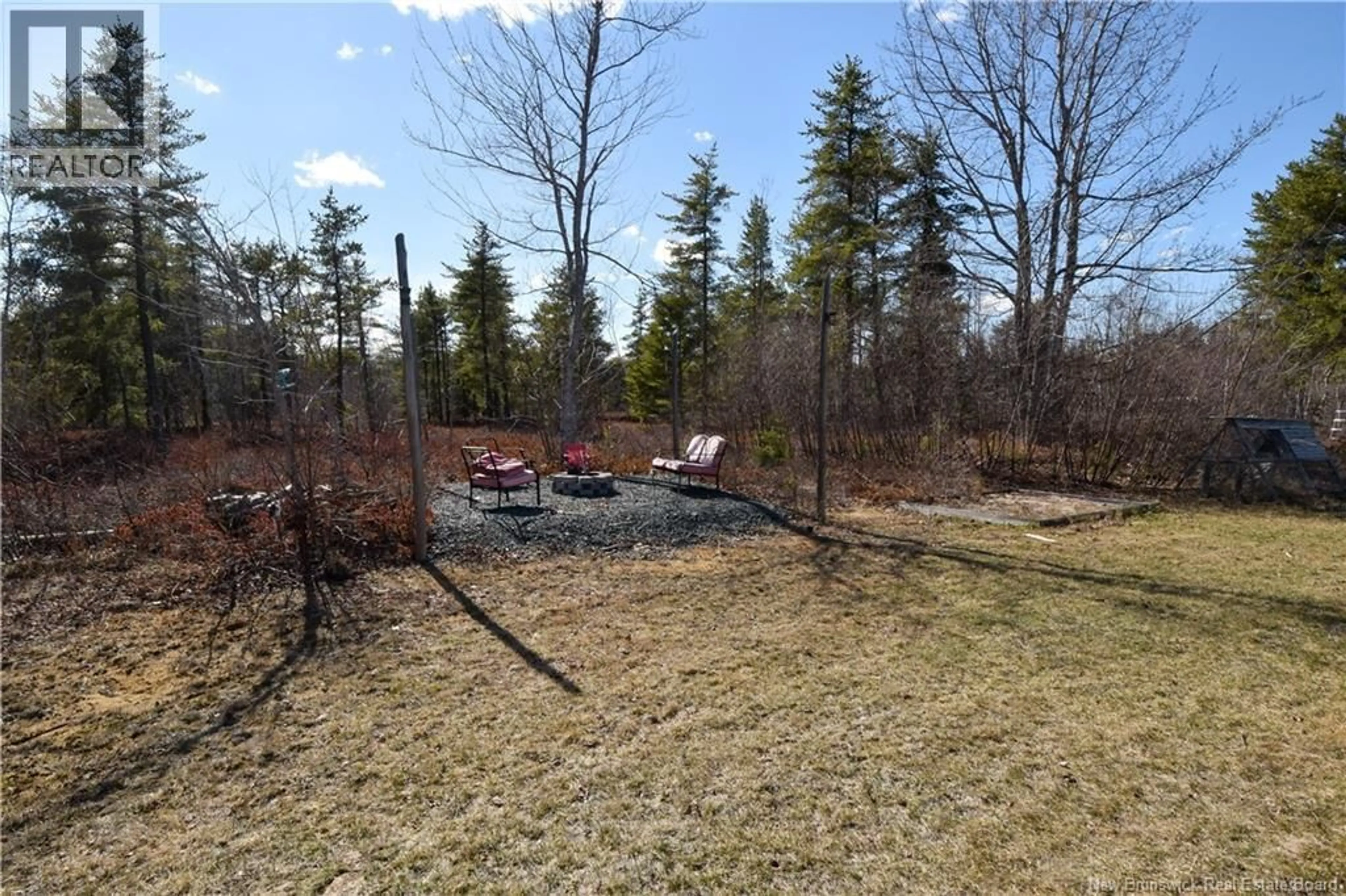 Patio, forest/trees view for 24 NORMAN, Pointe-À-Tom New Brunswick E1X3W8
