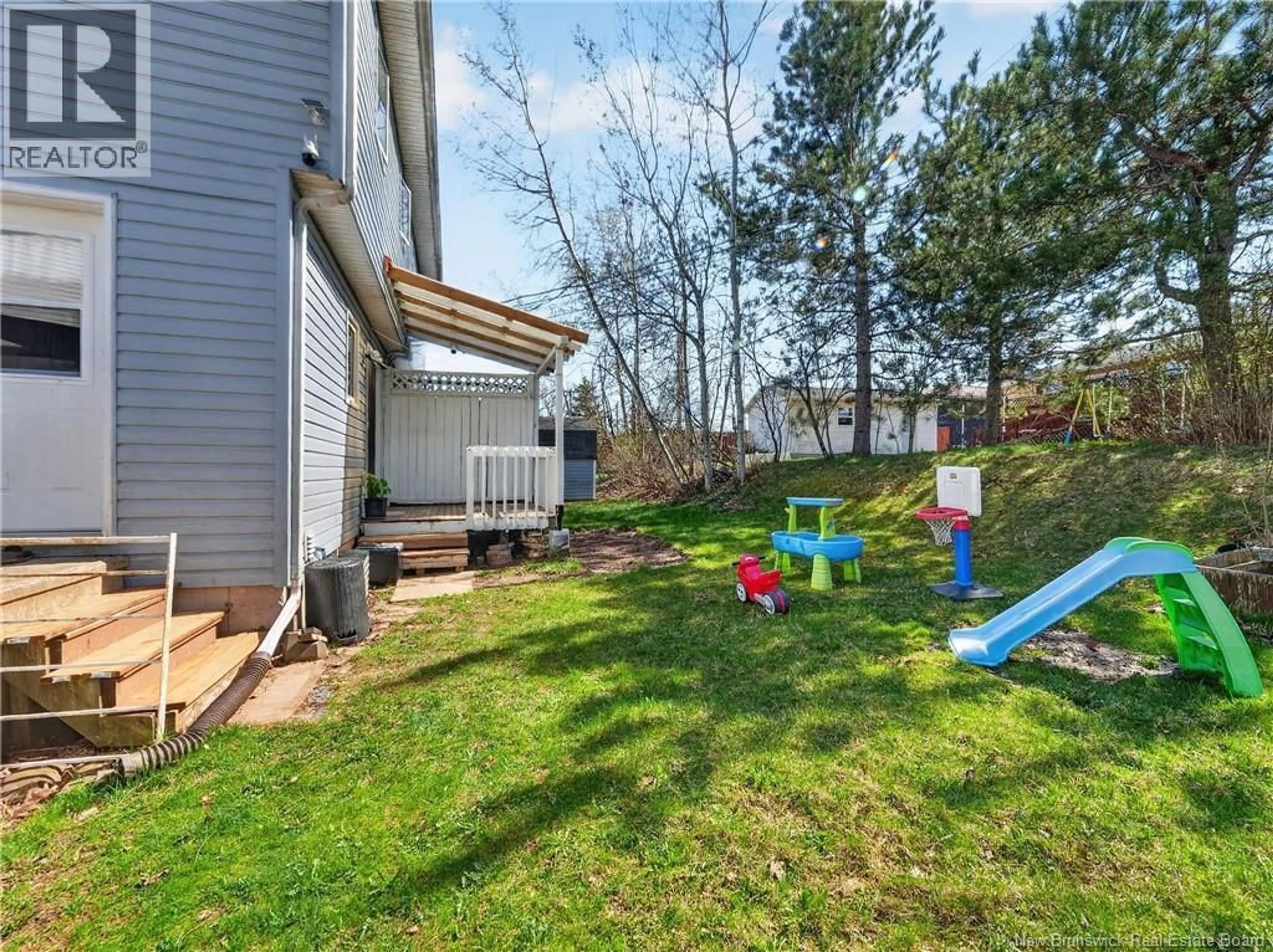 Unknown for 28 BRUN COURT, Moncton New Brunswick E1C9X2
