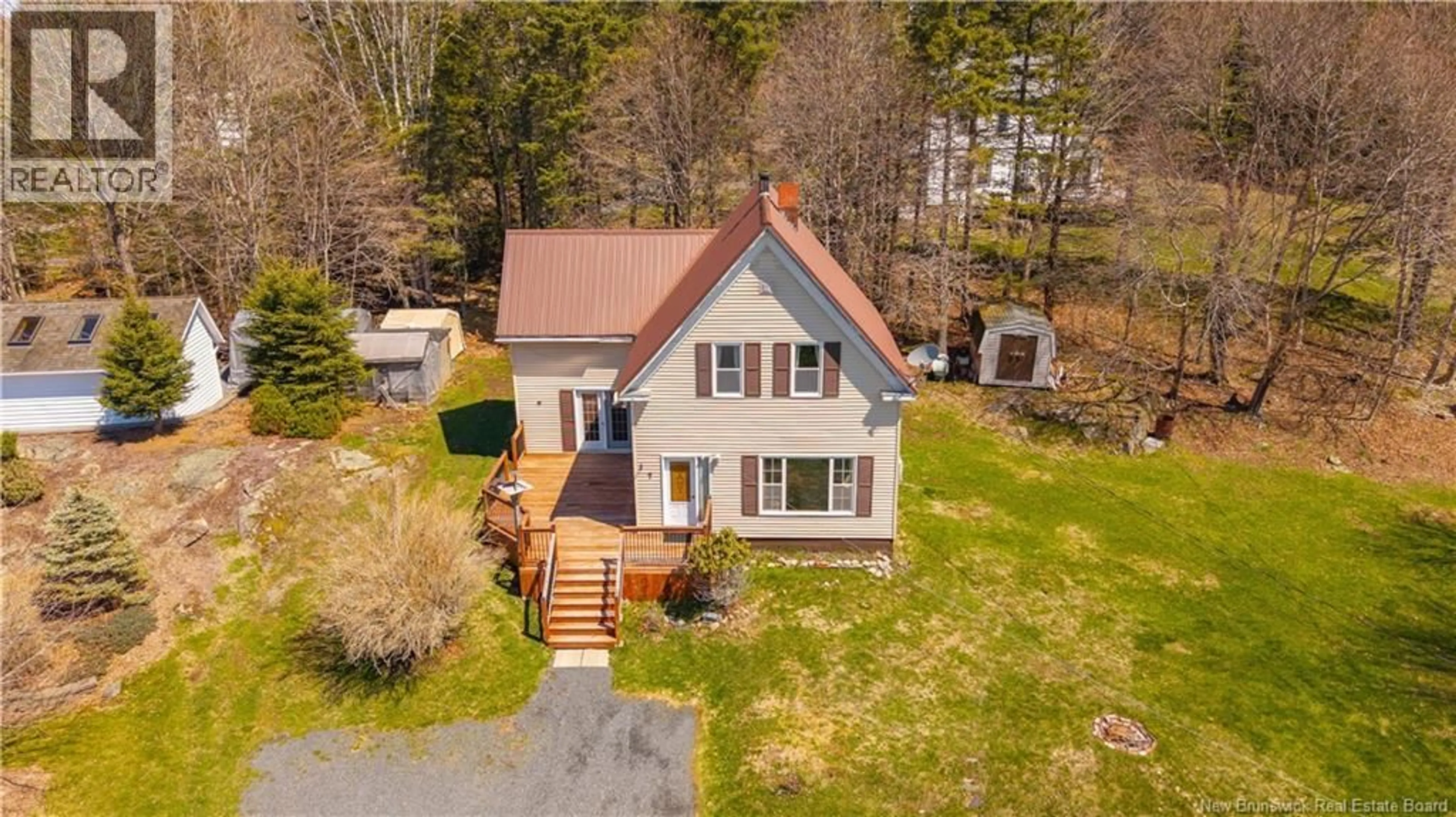 A pic from outside/outdoor area/front of a property/back of a property/a pic from drone, street for 7 LEAMAN ROAD, Lambertville New Brunswick E5V1E3