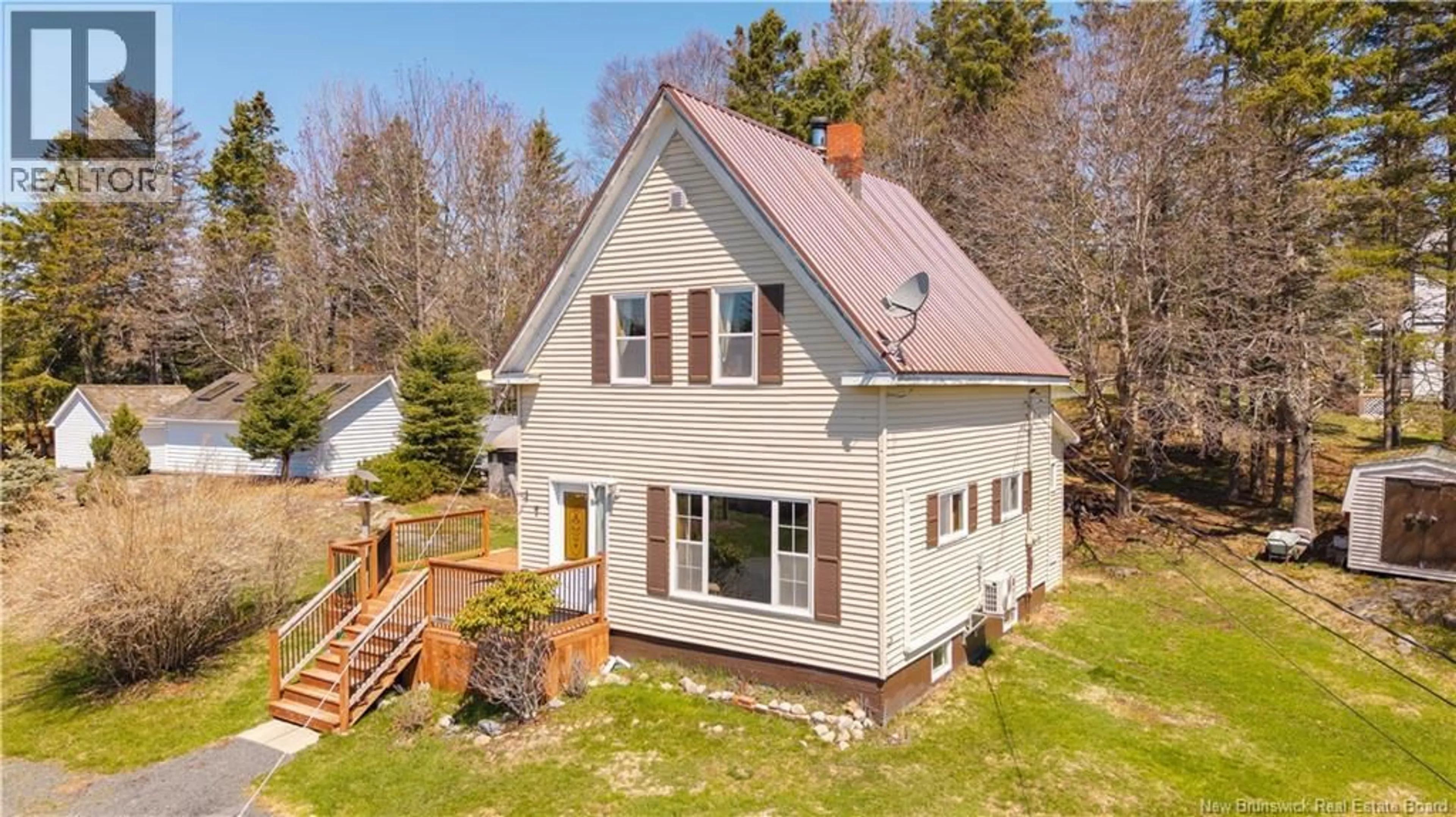 A pic from outside/outdoor area/front of a property/back of a property/a pic from drone, unknown for 7 LEAMAN ROAD, Lambertville New Brunswick E5V1E3