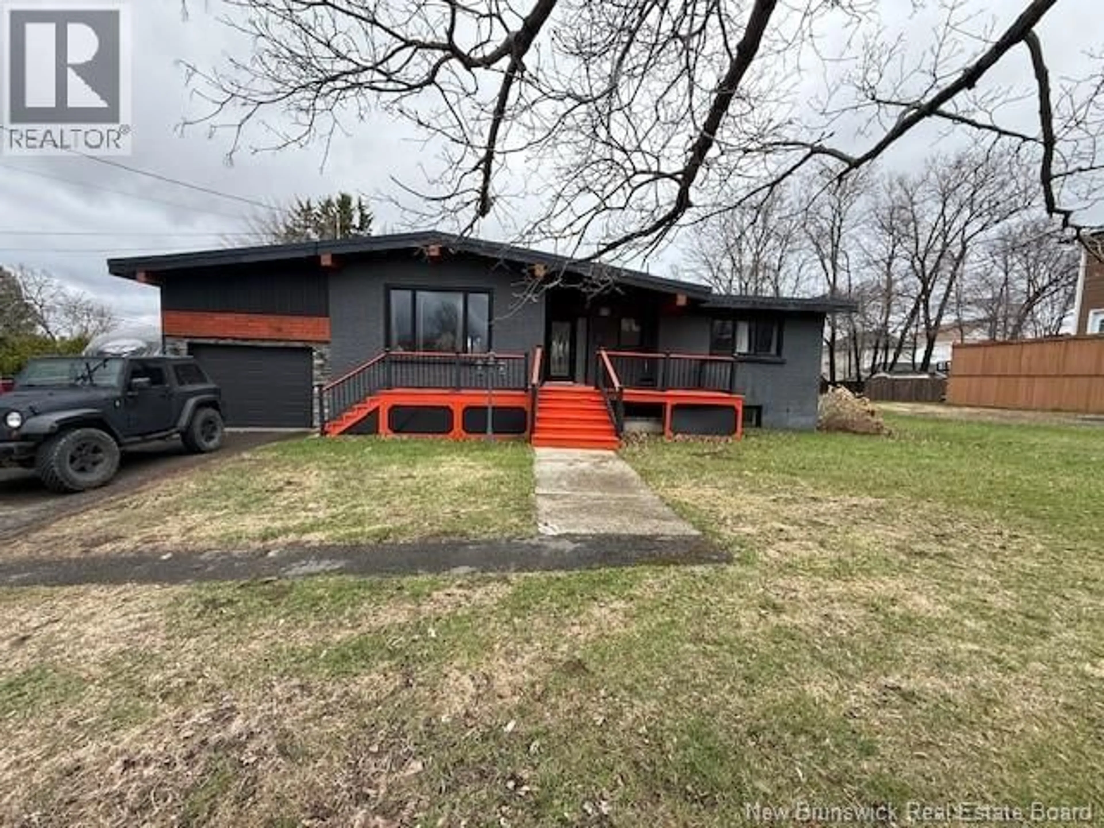 A pic from outside/outdoor area/front of a property/back of a property/a pic from drone, street for 59 ARRAN STREET, Campbellton New Brunswick E3N1T9