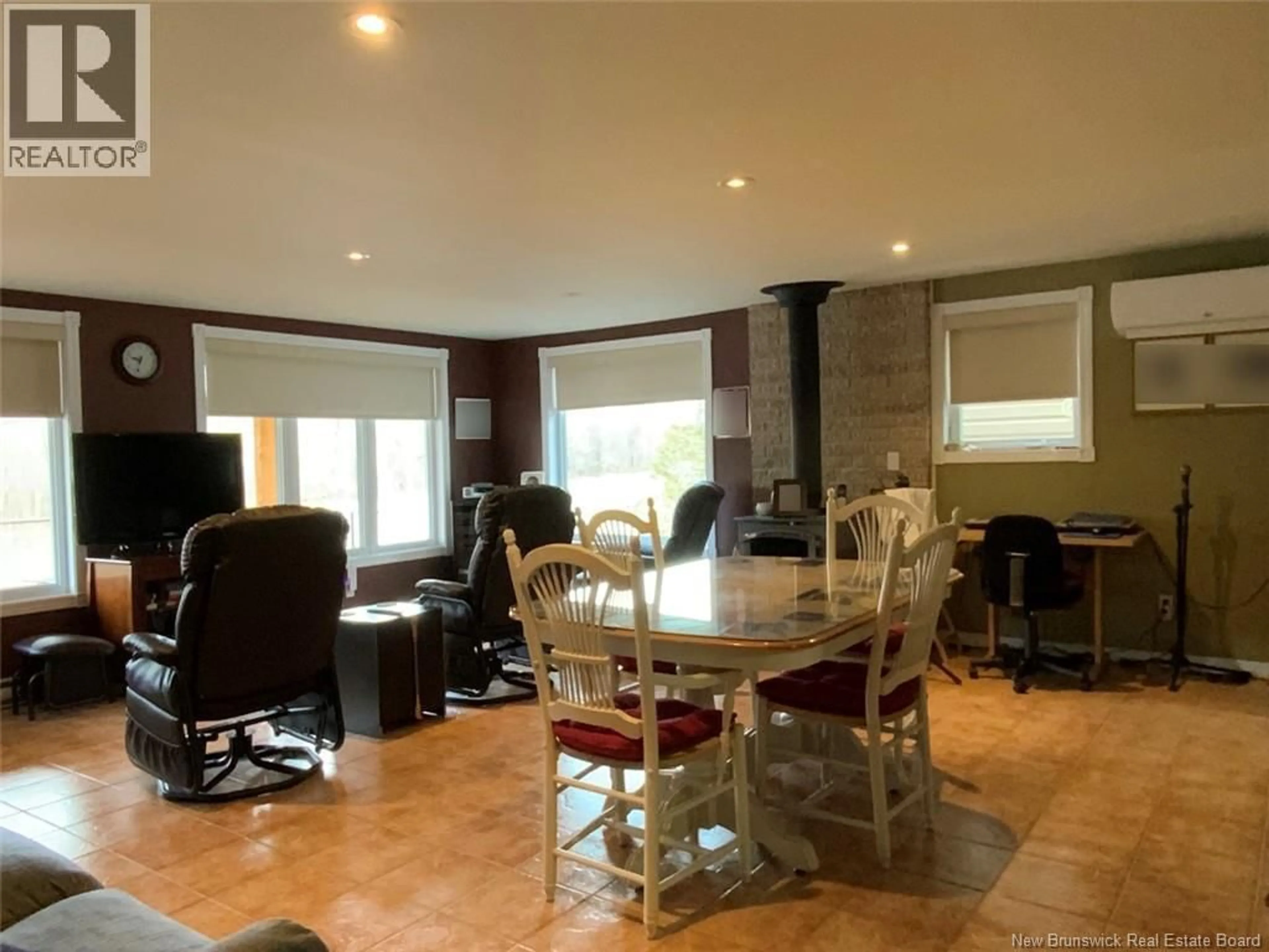 Dining room, unknown for 1520 RIVIÈRE-VERTE ROAD, Saint-Basile New Brunswick E7C2L4