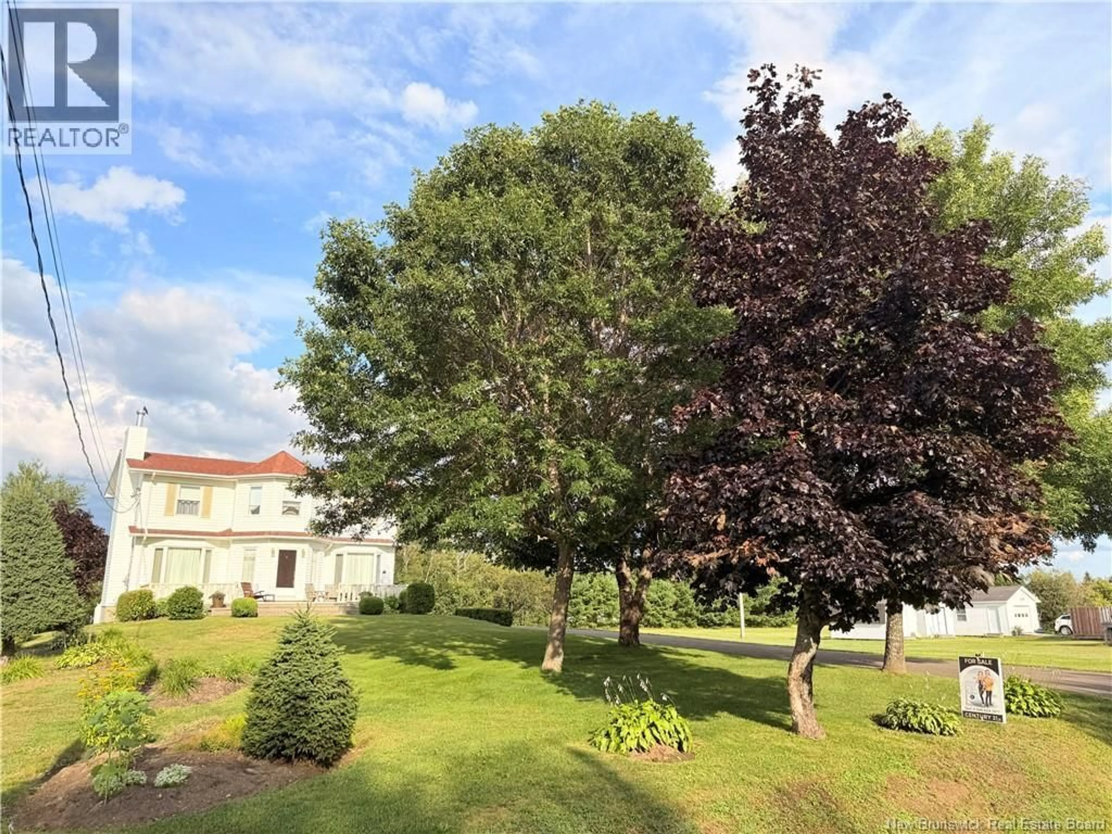A pic from outside/outdoor area/front of a property/back of a property/a pic from drone, unknown for 154 RUE SAVOIE, Neguac New Brunswick E9G1W8