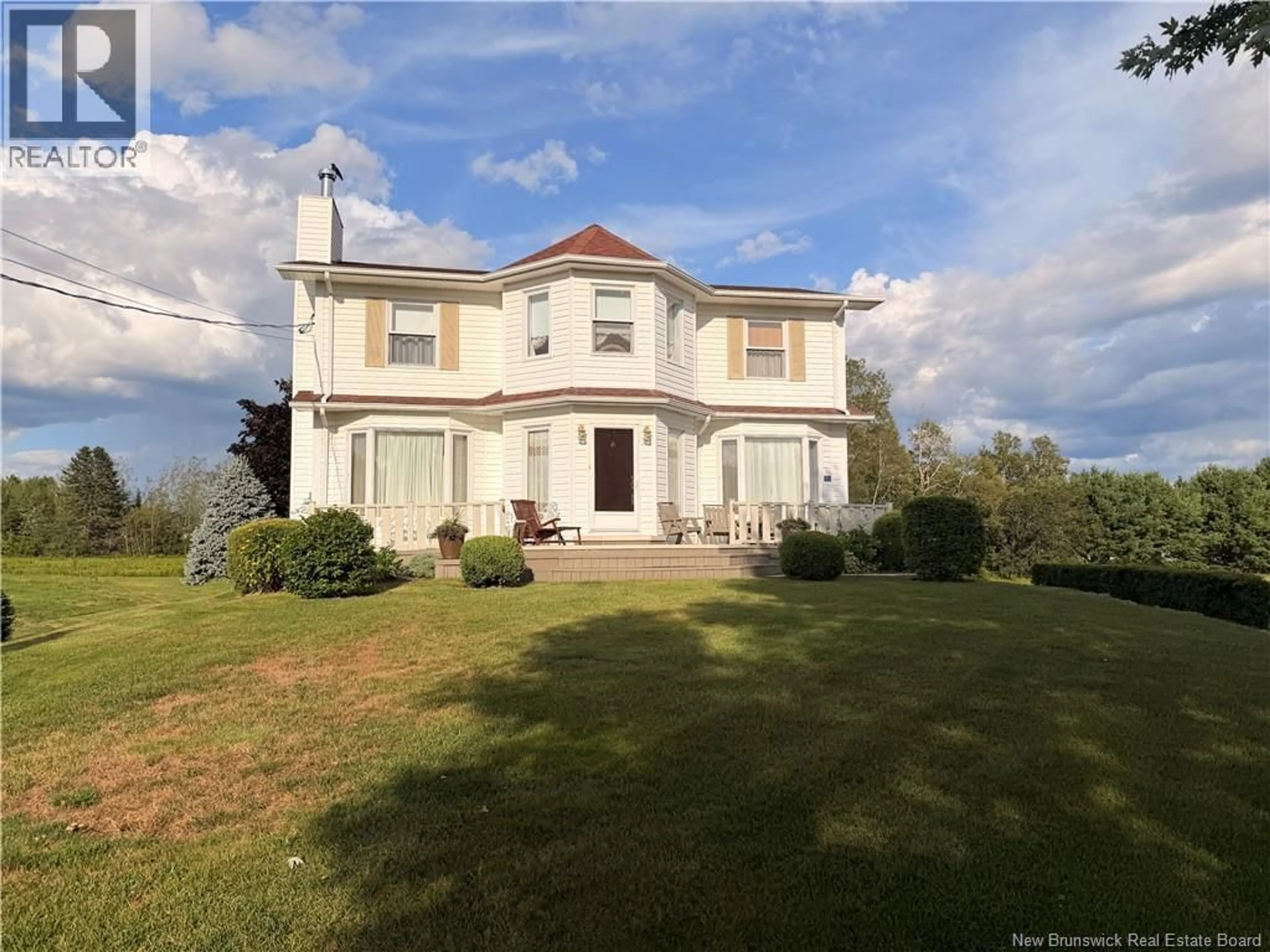 A pic from outside/outdoor area/front of a property/back of a property/a pic from drone, building for 154 RUE SAVOIE, Neguac New Brunswick E9G1W8