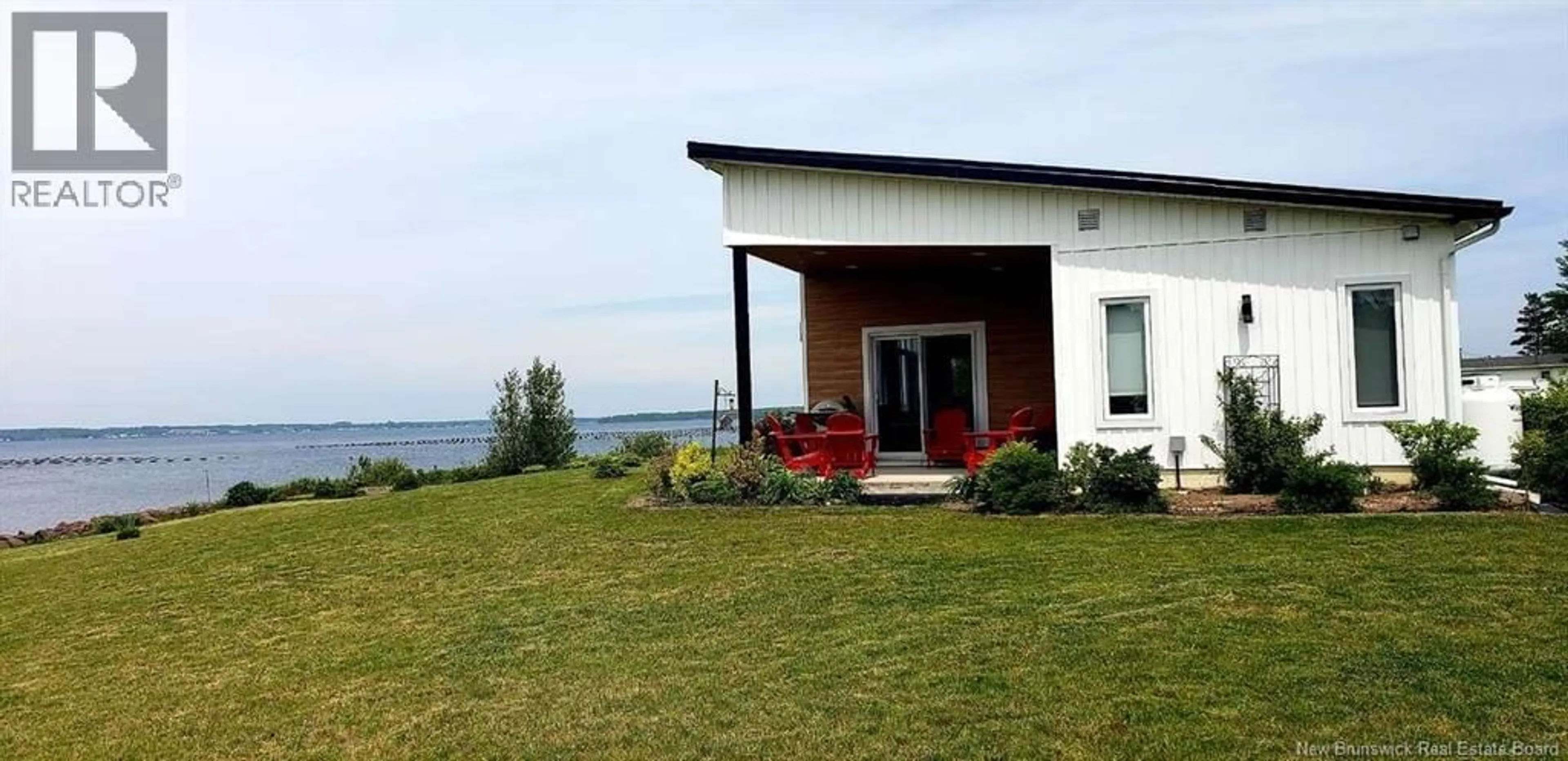 Patio, water/lake/river/ocean view for 3398 ROUTE 530, Cap-De-Cocagne New Brunswick E4R5N9