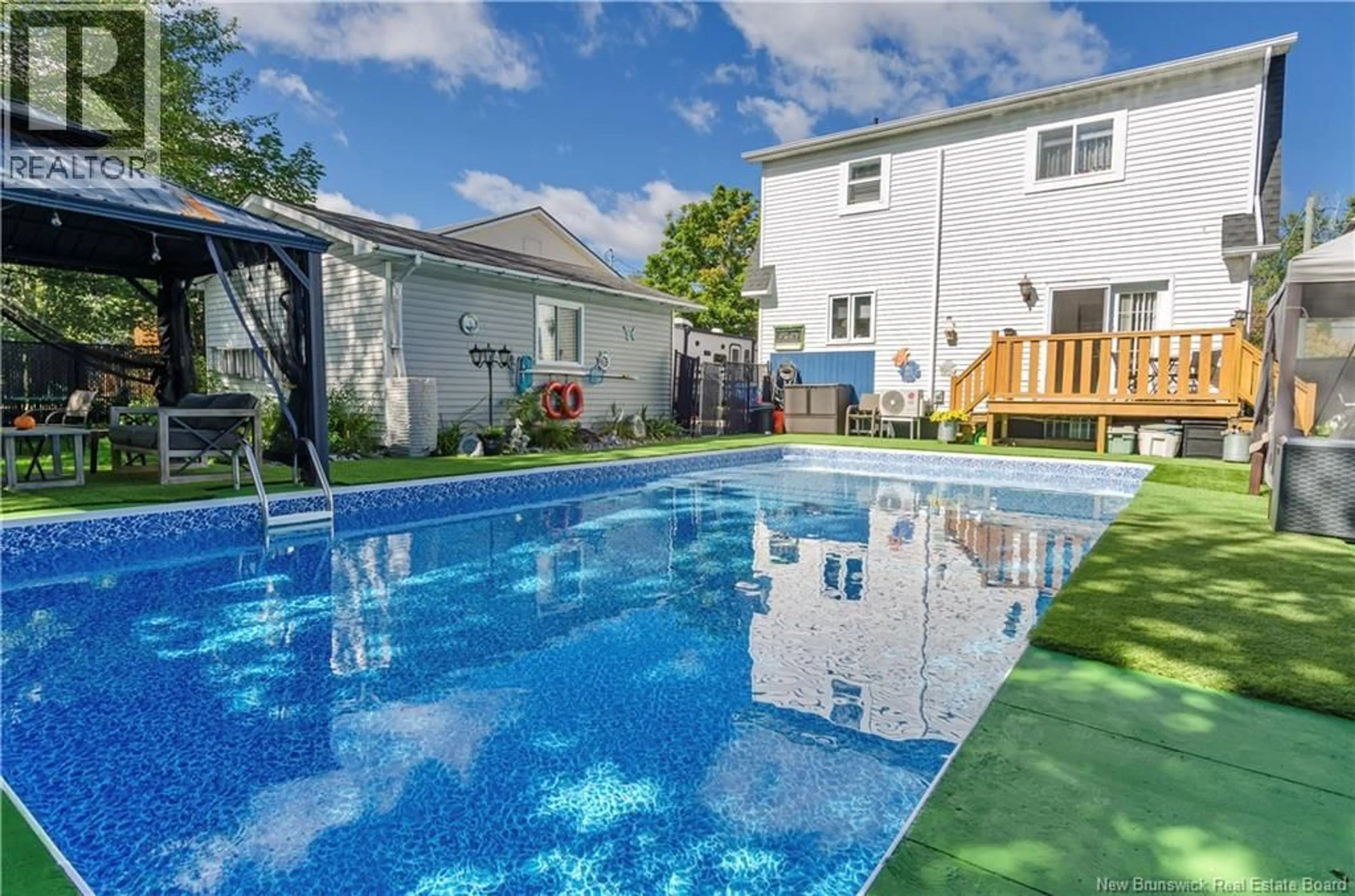 Pool for 219 EVERGREEN DRIVE, Moncton New Brunswick E1G2C1