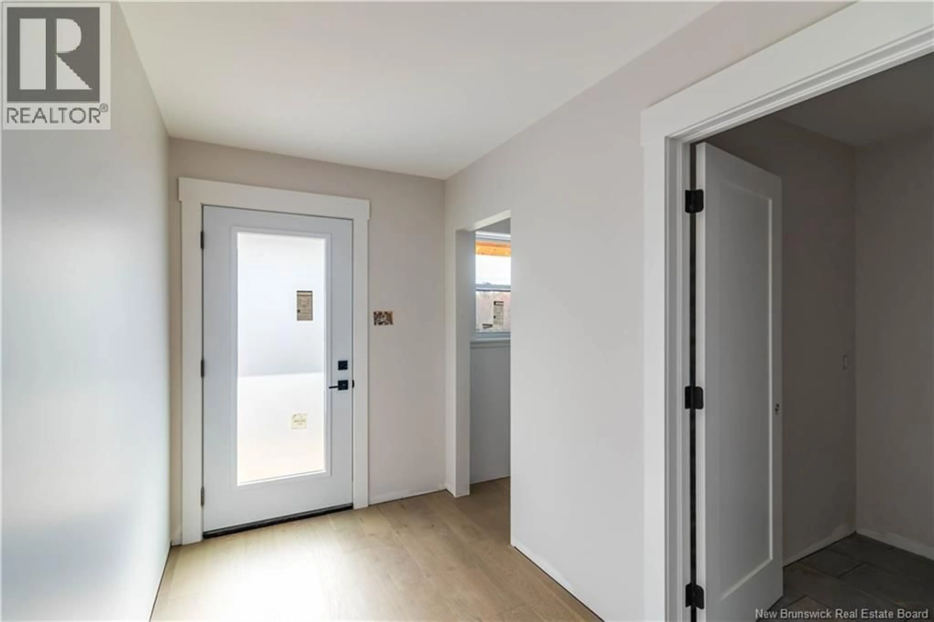 Indoor entryway for 3 BRIZLEY STREET, Oromocto New Brunswick E2V4R1