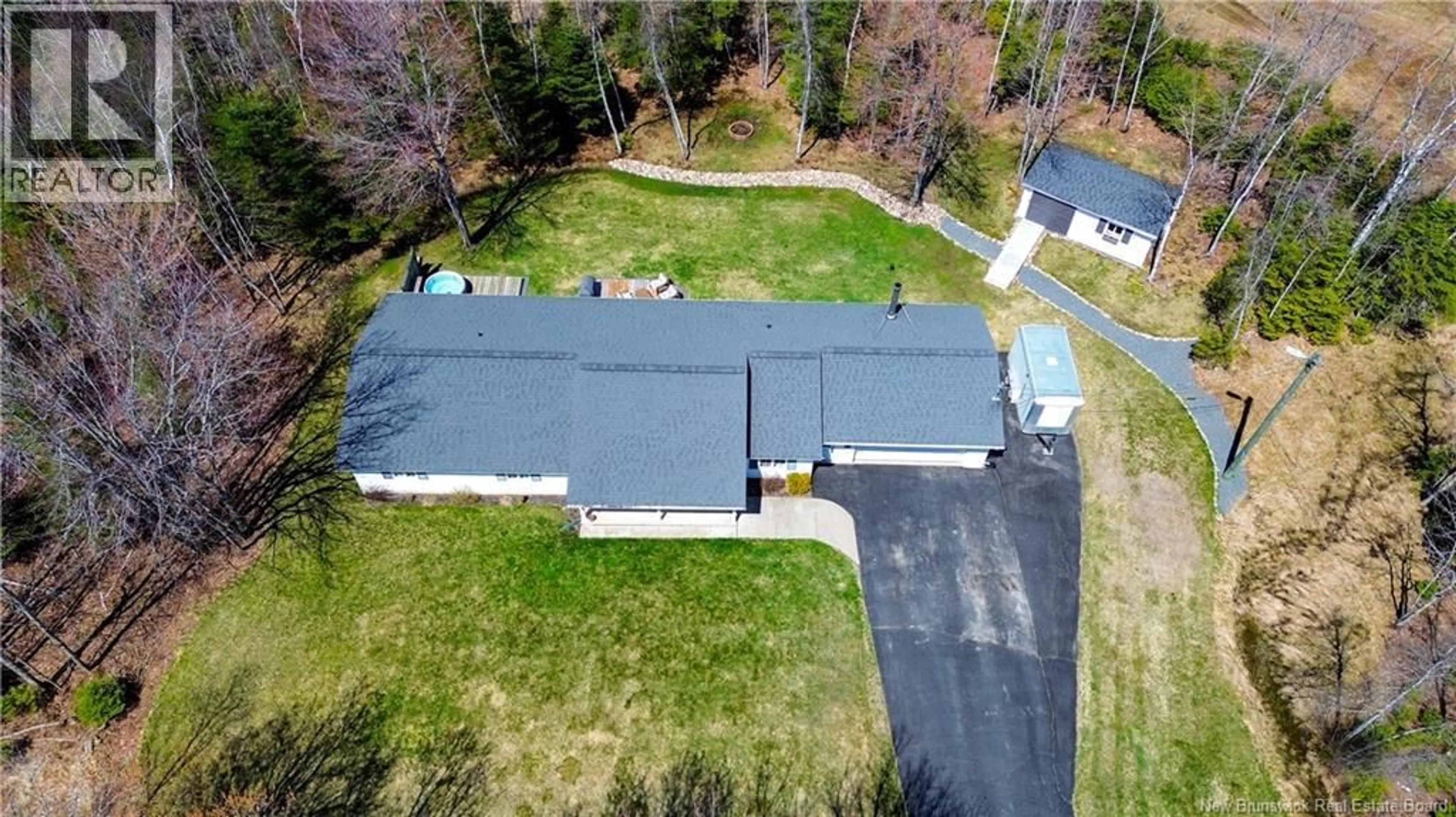 A pic from outside/outdoor area/front of a property/back of a property/a pic from drone, unknown for 9 KATIE AVENUE, Douglas New Brunswick E3G7Z8
