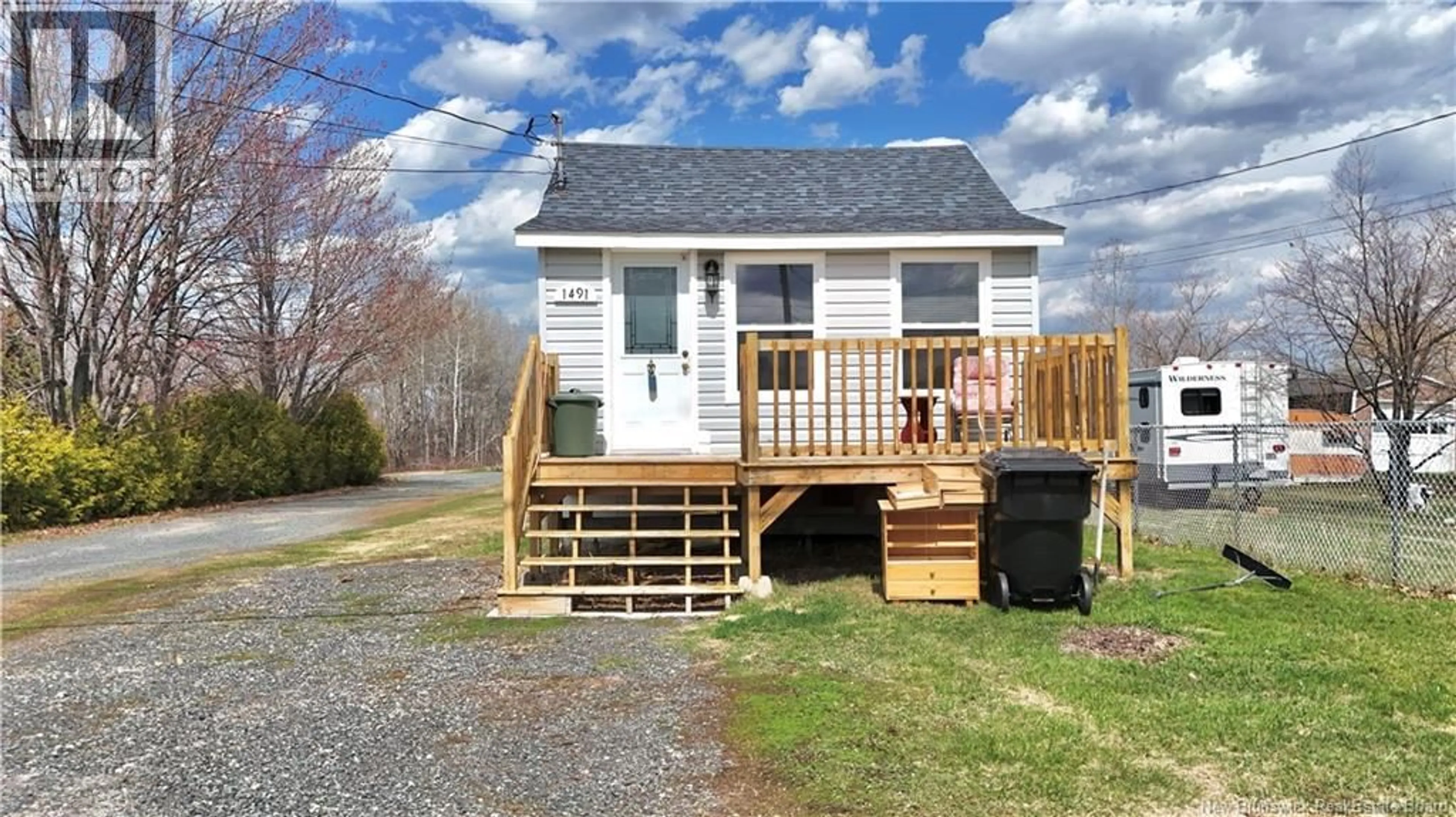Shed for 1491 ST MARY, Bathurst New Brunswick E2A2E2