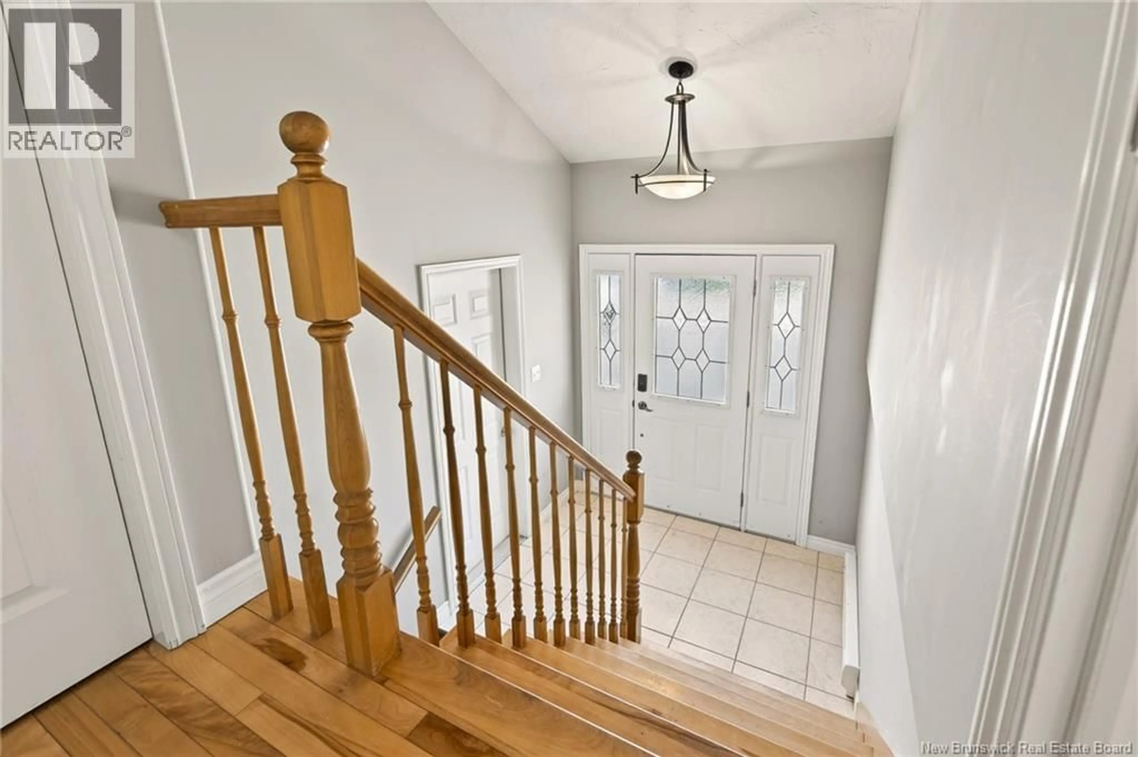 Indoor entryway for 51 PELAGIE STREET, Dieppe New Brunswick E1A7R6