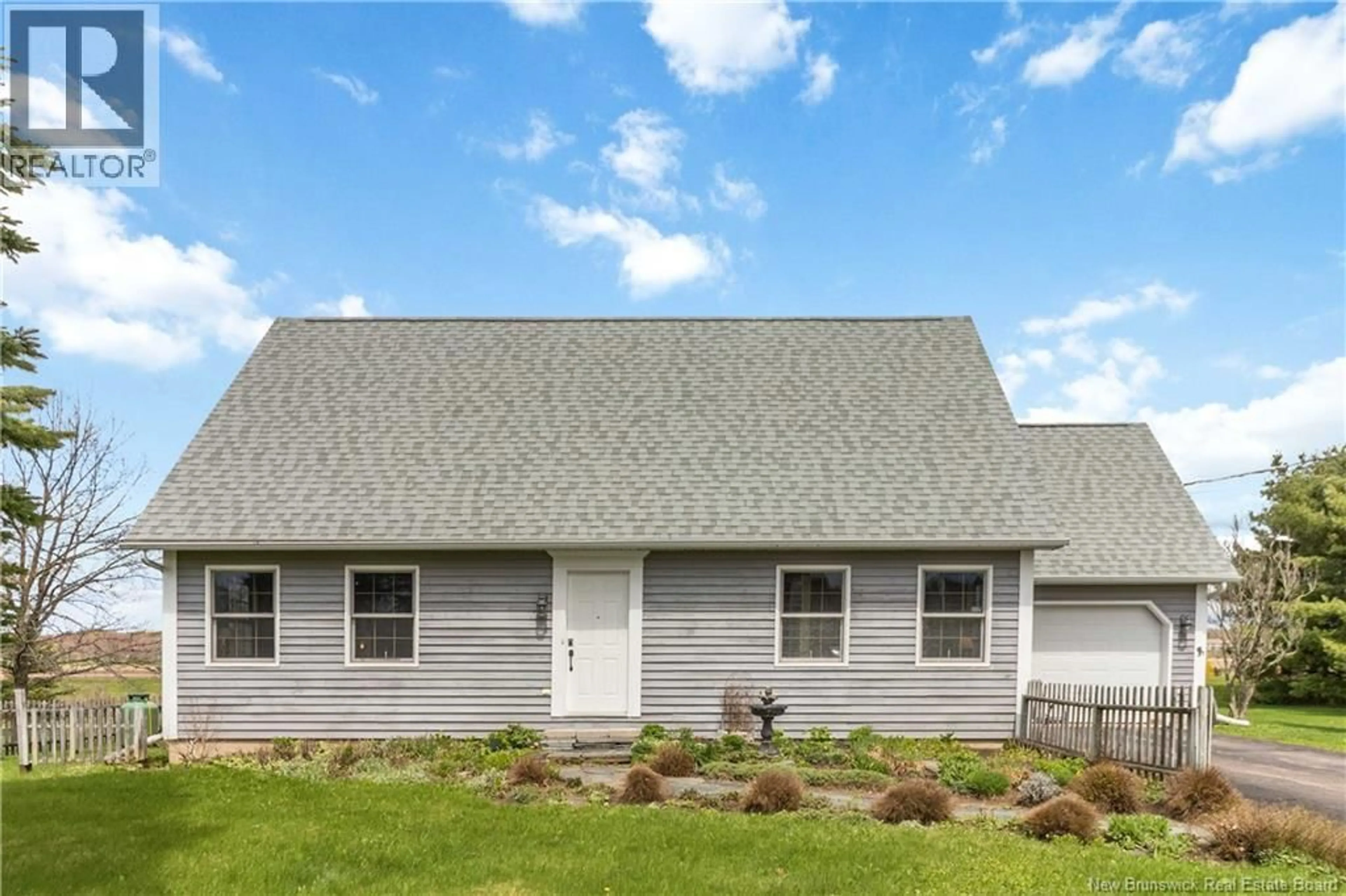 Home with vinyl exterior material, unknown for 1373 ROUTE 112, Upper Coverdale New Brunswick E1J1X4