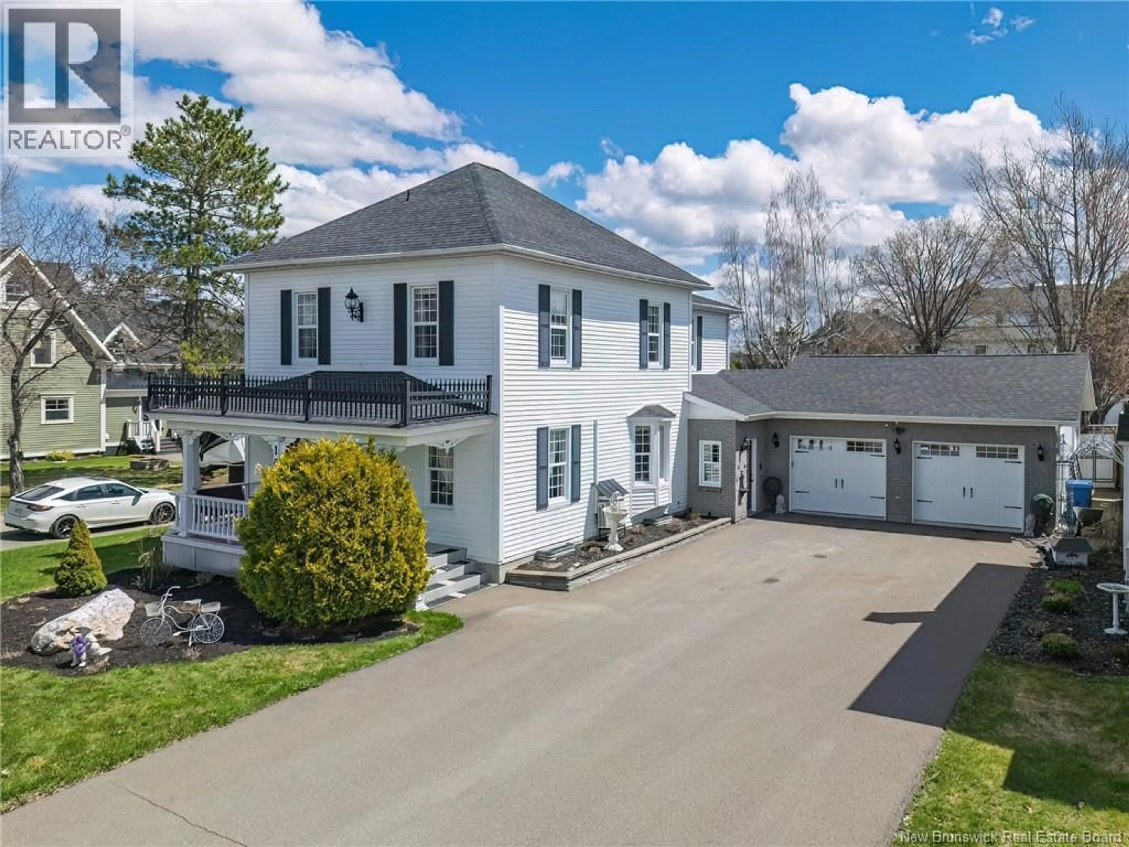 A pic from outside/outdoor area/front of a property/back of a property/a pic from drone, street for 163 SHERIFF STREET, Grand Falls New Brunswick E3Z2Z8