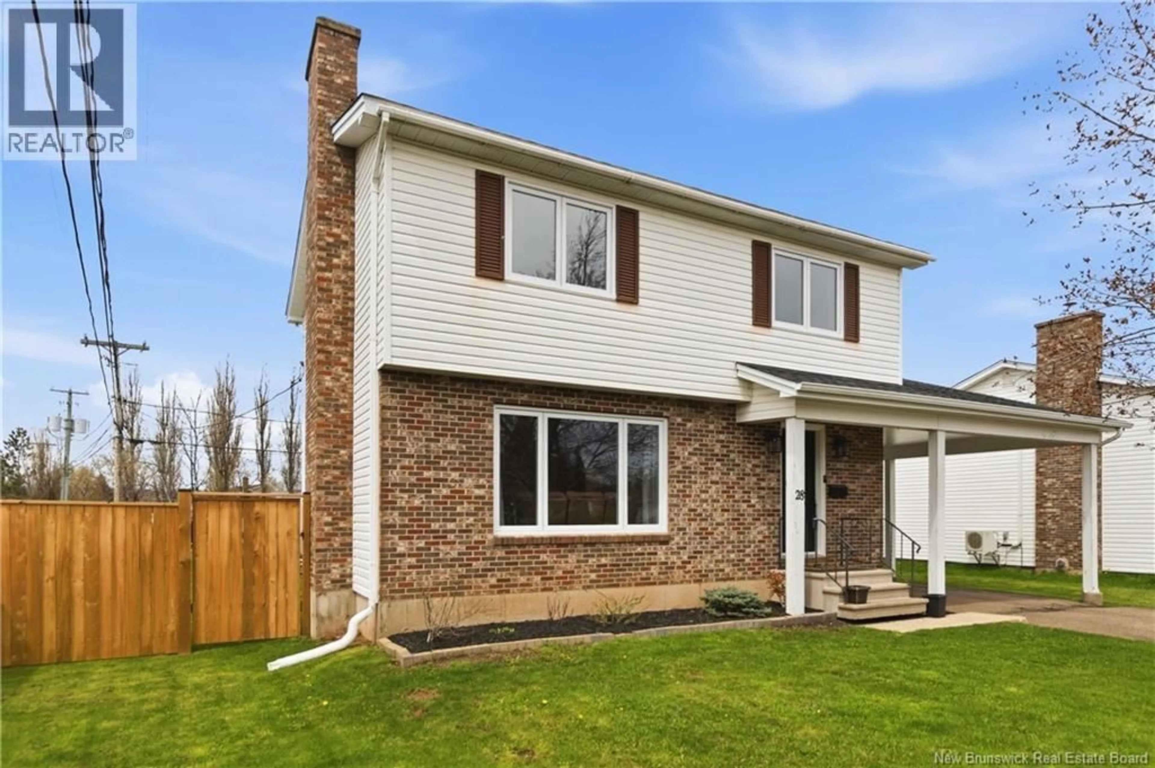 Home with vinyl exterior material, street for 28 SHERATON GREEN ROAD, Moncton New Brunswick E1G1S2