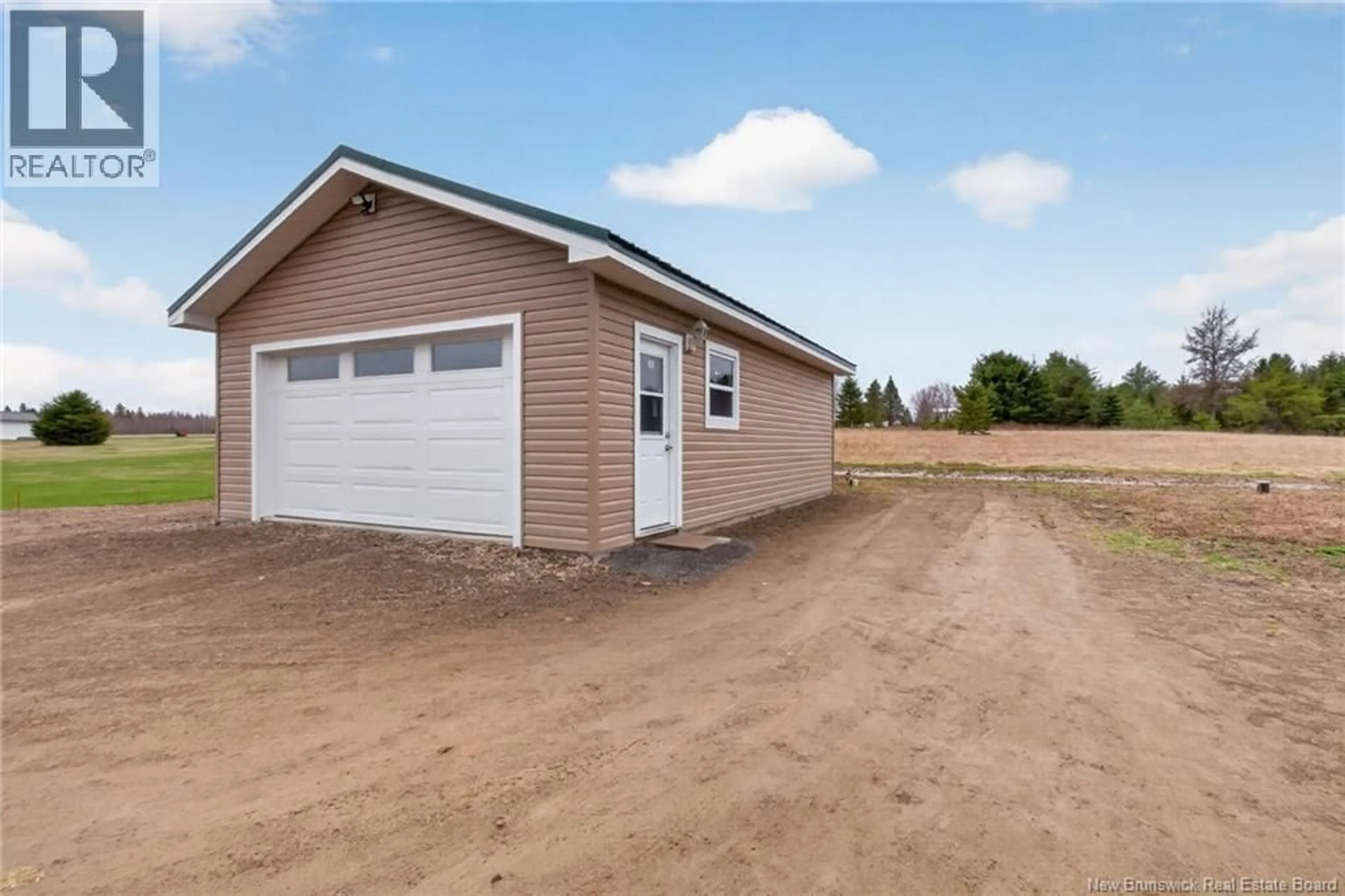 Indoor garage for 1347 ST IGNACE ROAD, Saint-Louis New Brunswick E4K1X9